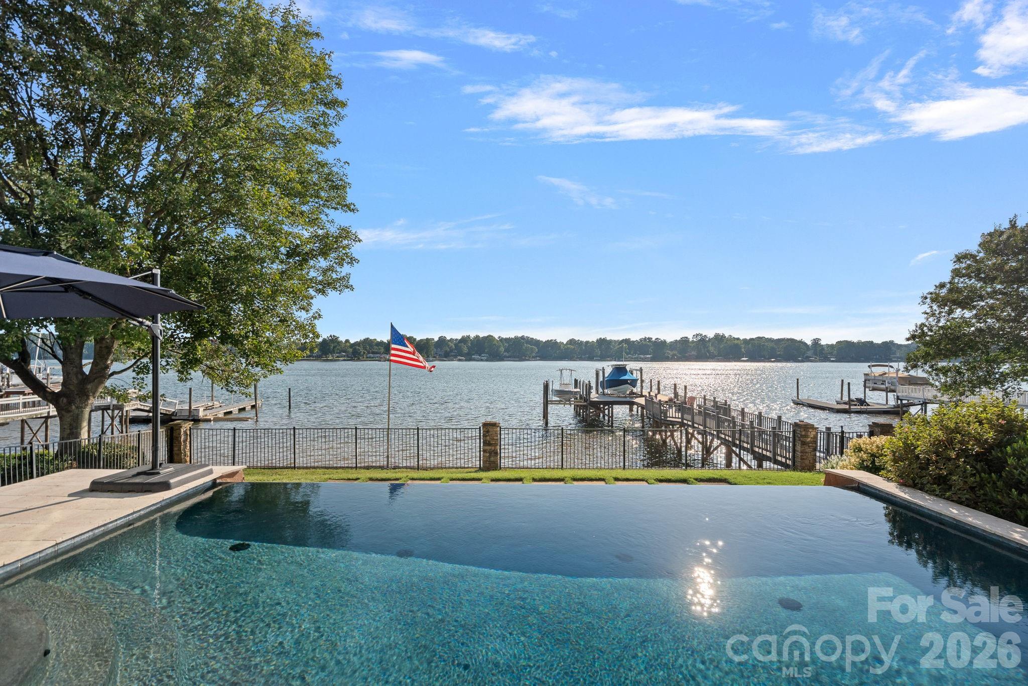 Governors Island - Residential