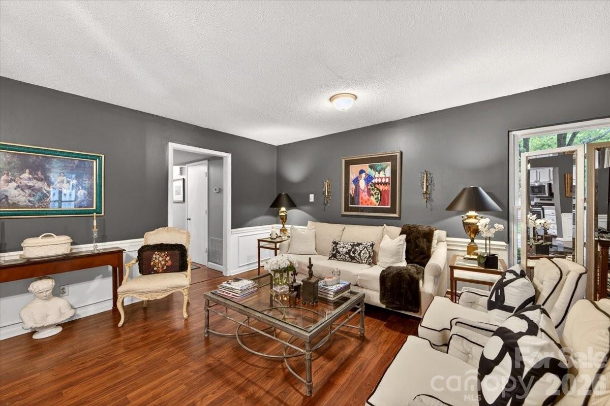 Sardis Cove - Residential