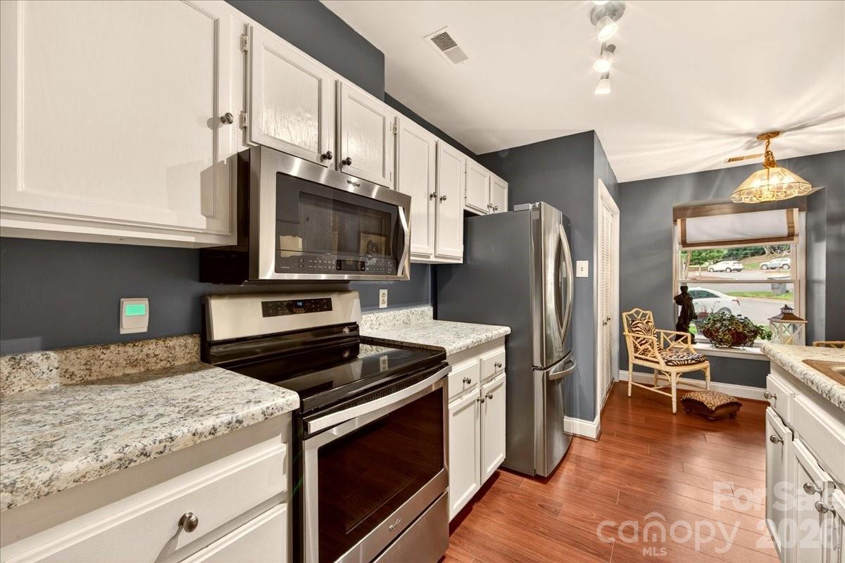 Sardis Cove - Residential