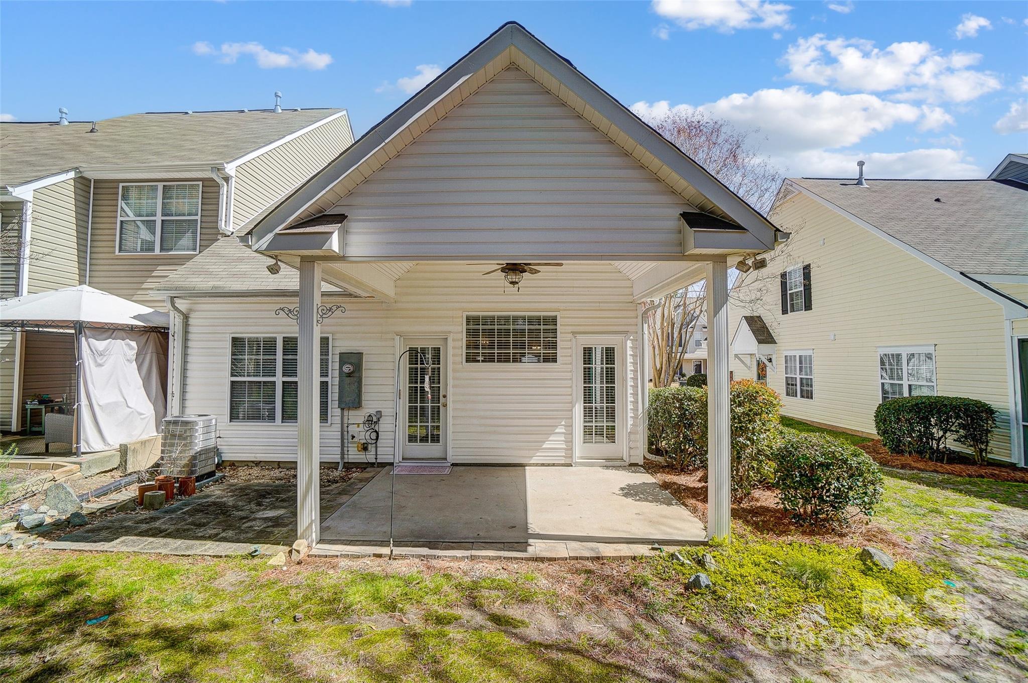 Lexington Commons - Residential