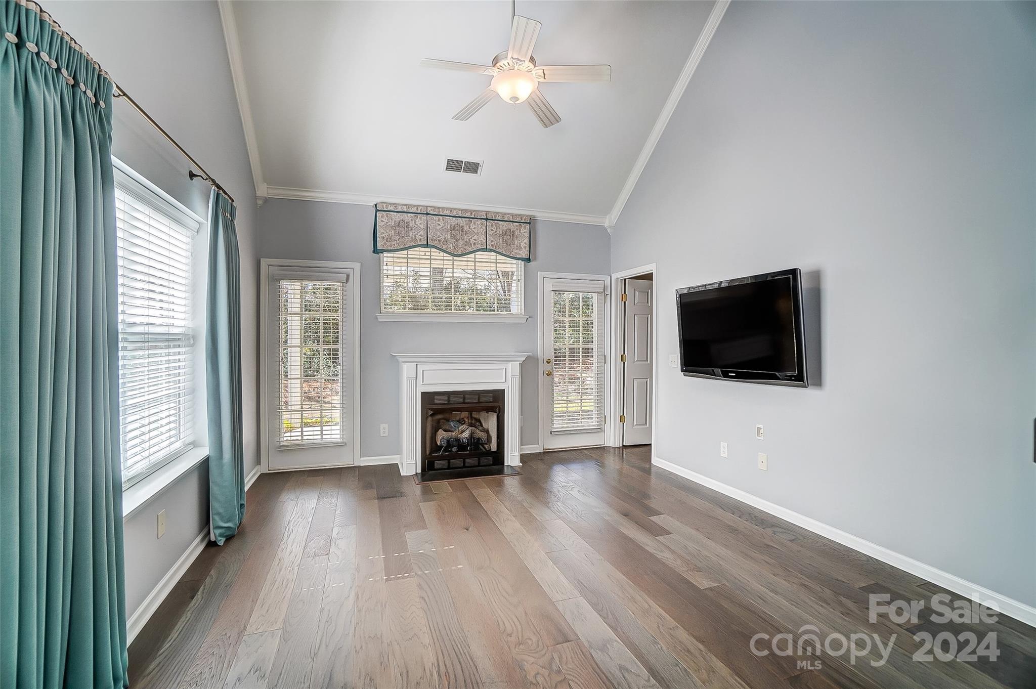 Lexington Commons - Residential
