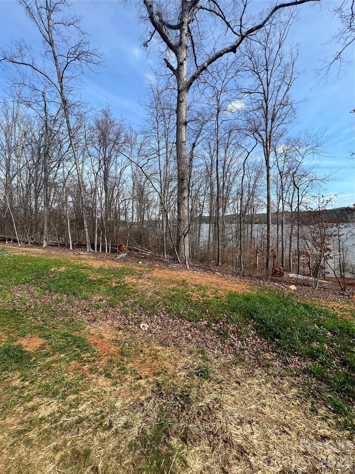Outstanding unmatched waterfront main channel view property in Edgewater.  Build your waterfront home and personal boat dock with a breathtaking clear view across the lake. Amenities include neighborhood pool and boat landing. 

Bring your own builder if you'd like.

This lot was originally listed for Building to suit with AME Building Group. but now you can bring your own personal builder if you choose to.