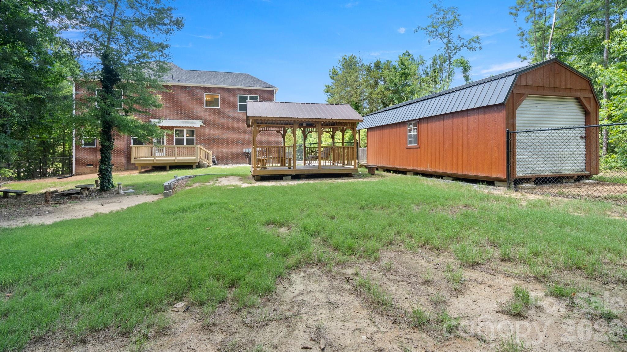 Miller Pond - Residential