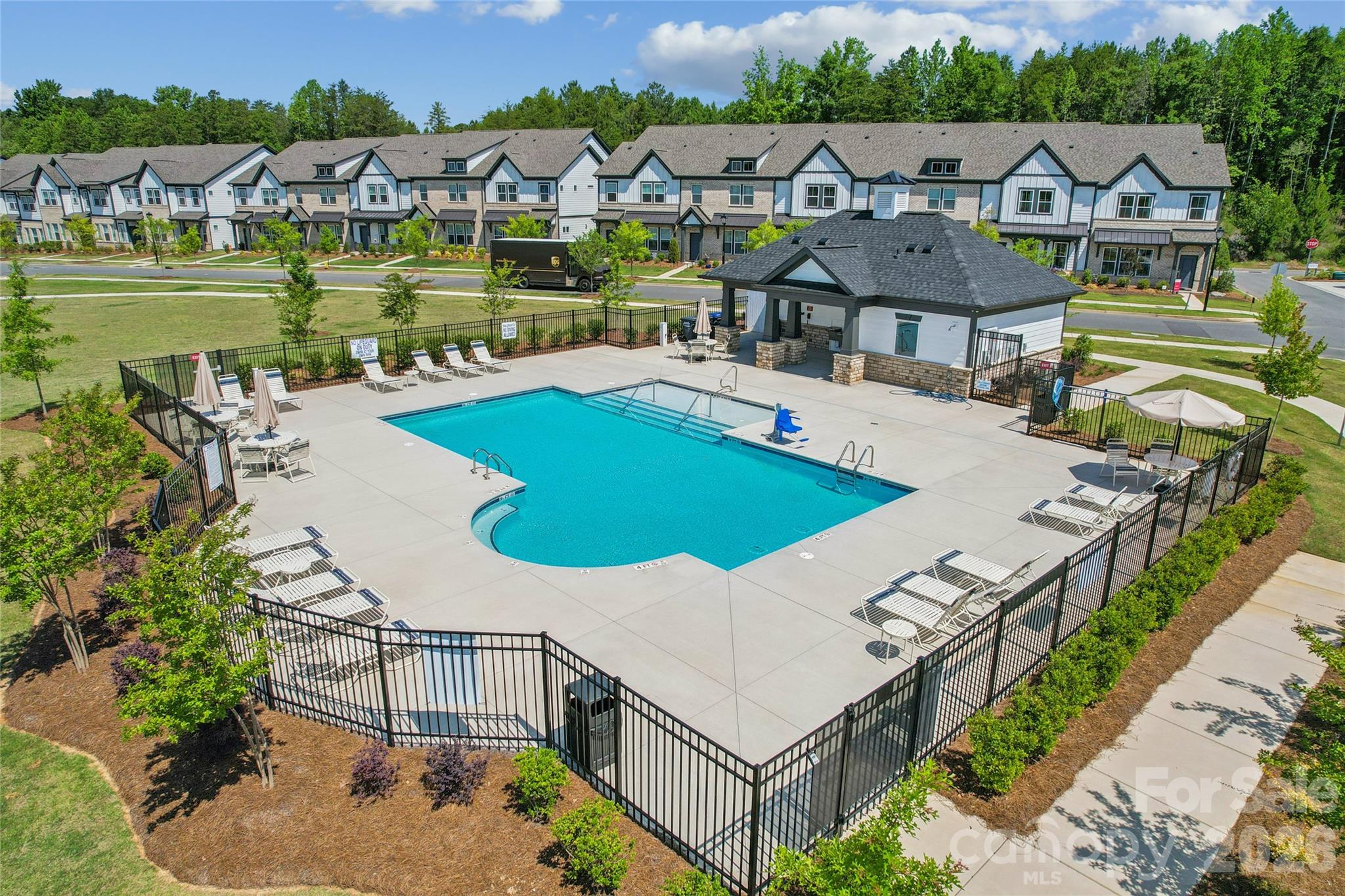 The Ridge at Sugar Creek - Residential