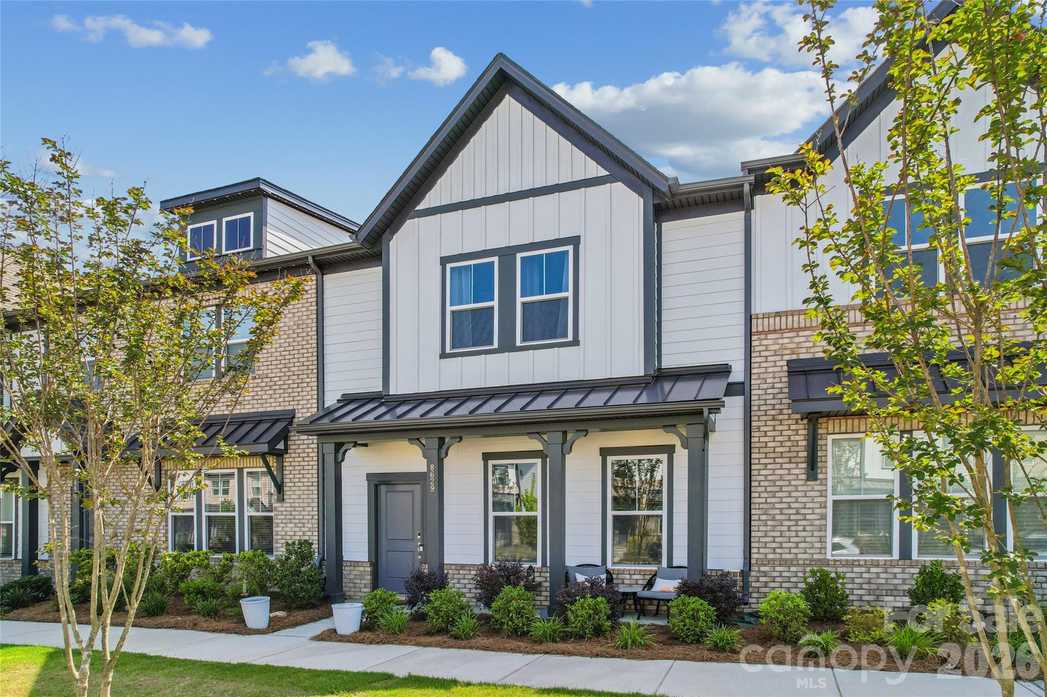 The Ridge at Sugar Creek - Residential