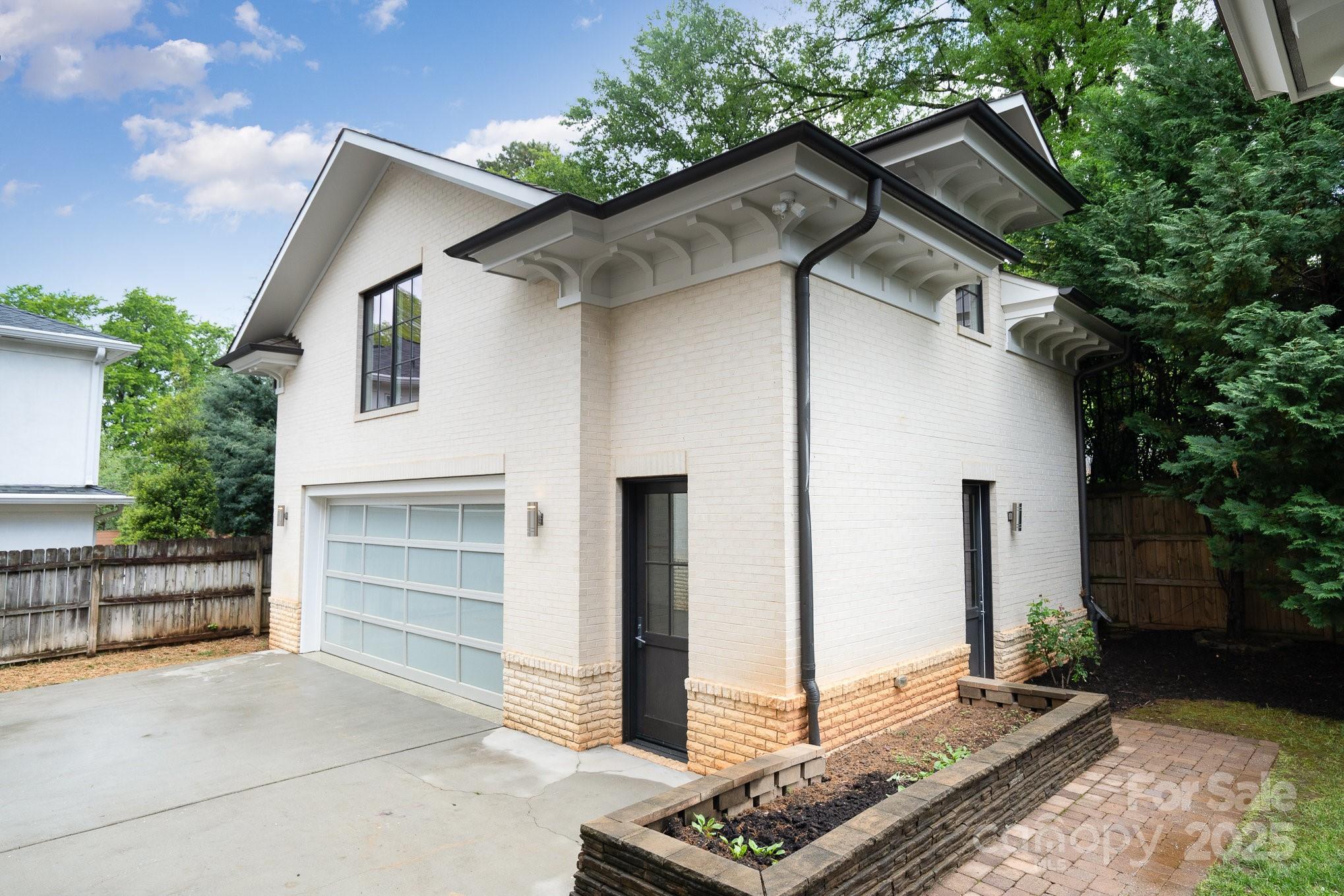 Myers Park - Residential