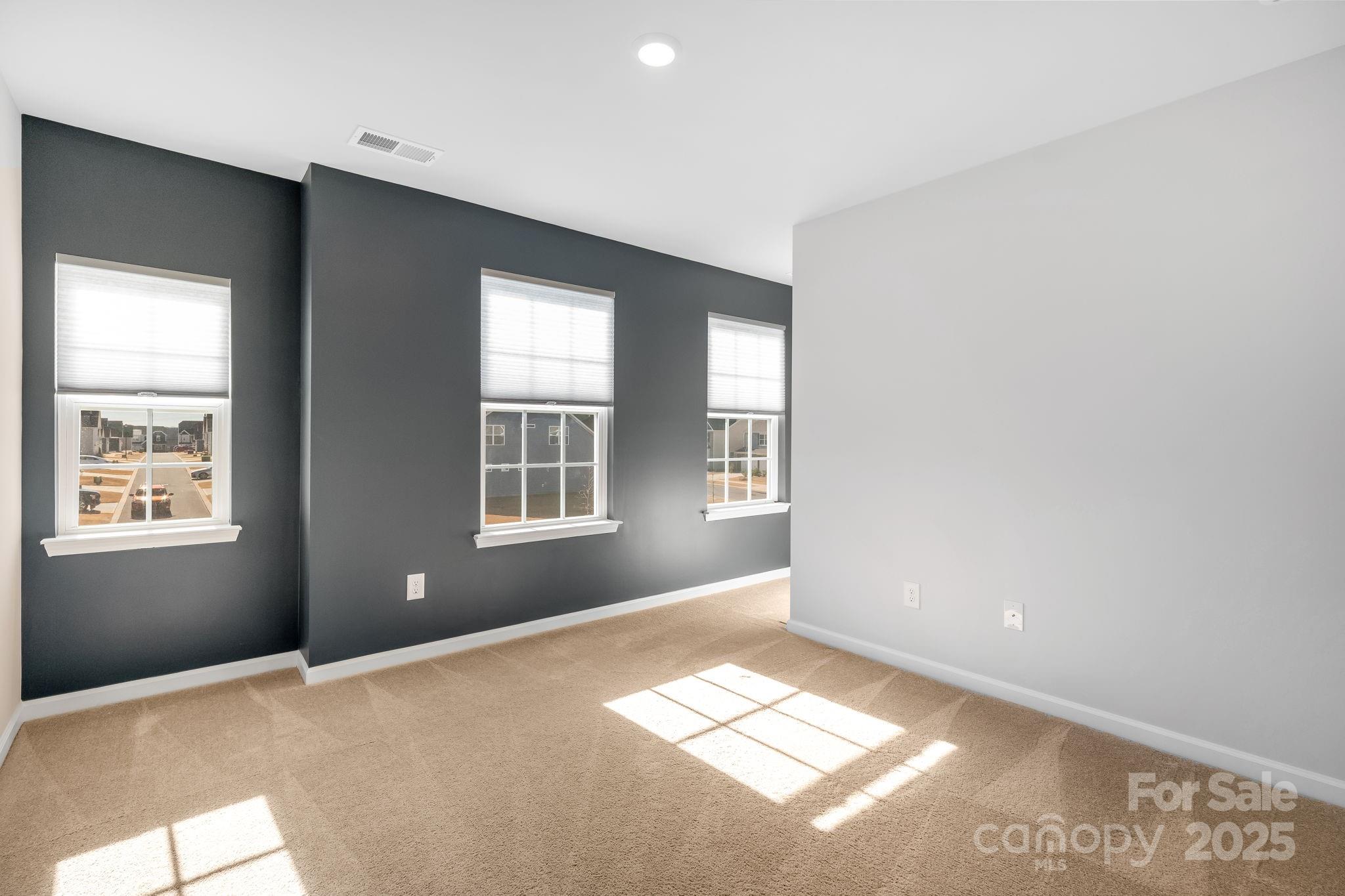 Elizabeth - Residential