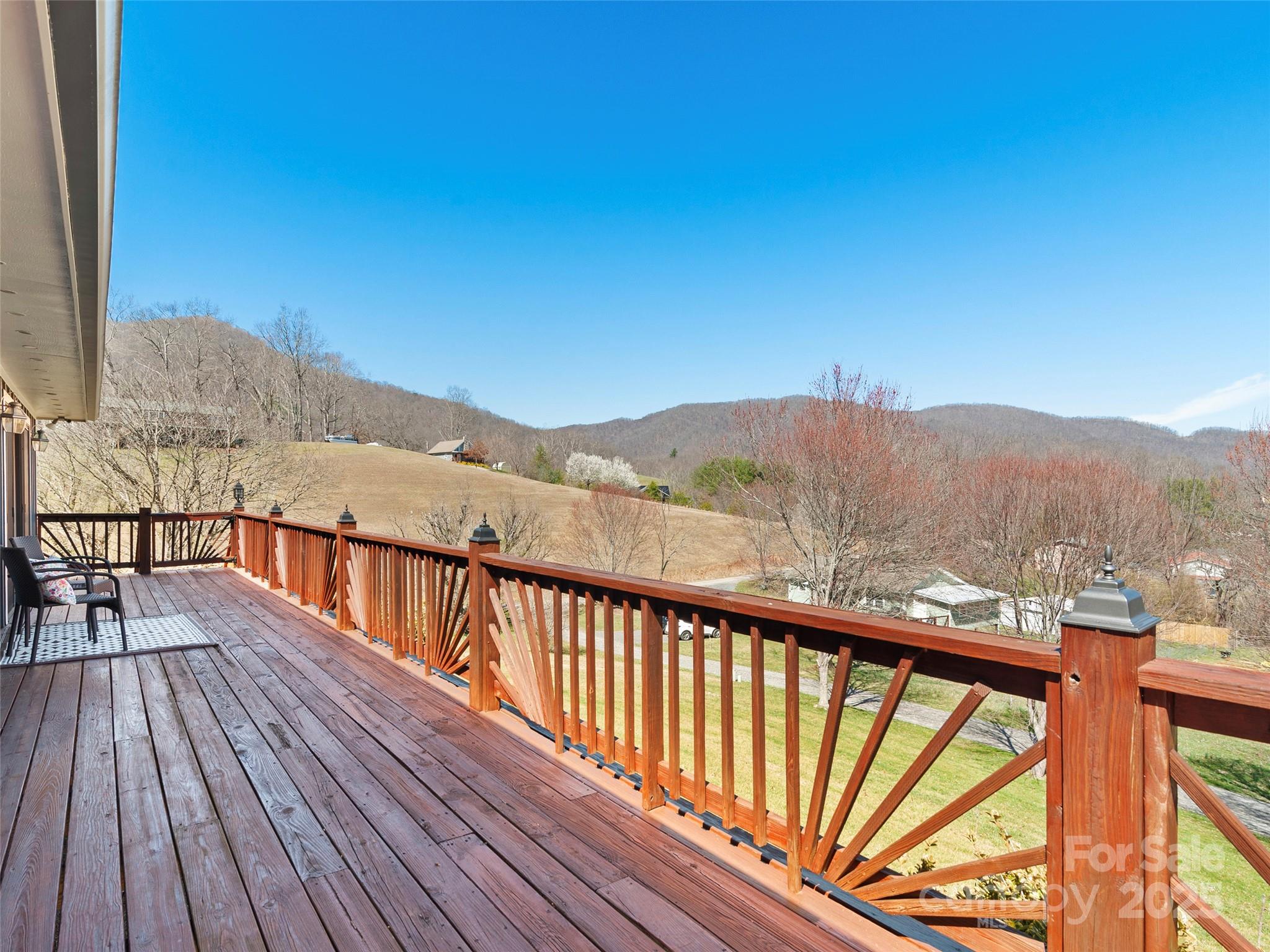 L & E Meadows - Residential