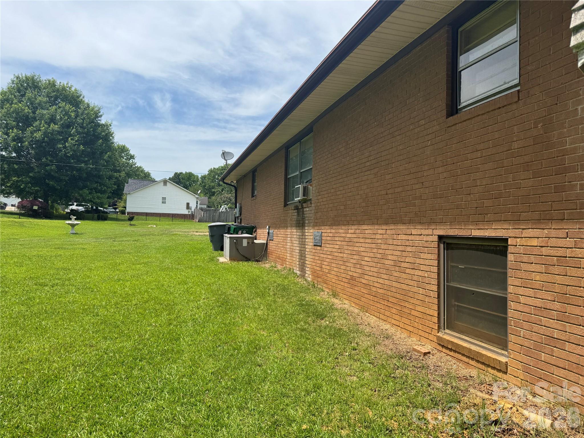 Cresthills - Residential