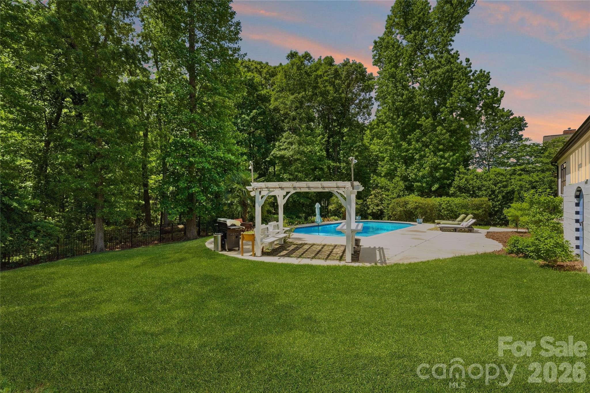 The Gardens On Providence - Residential