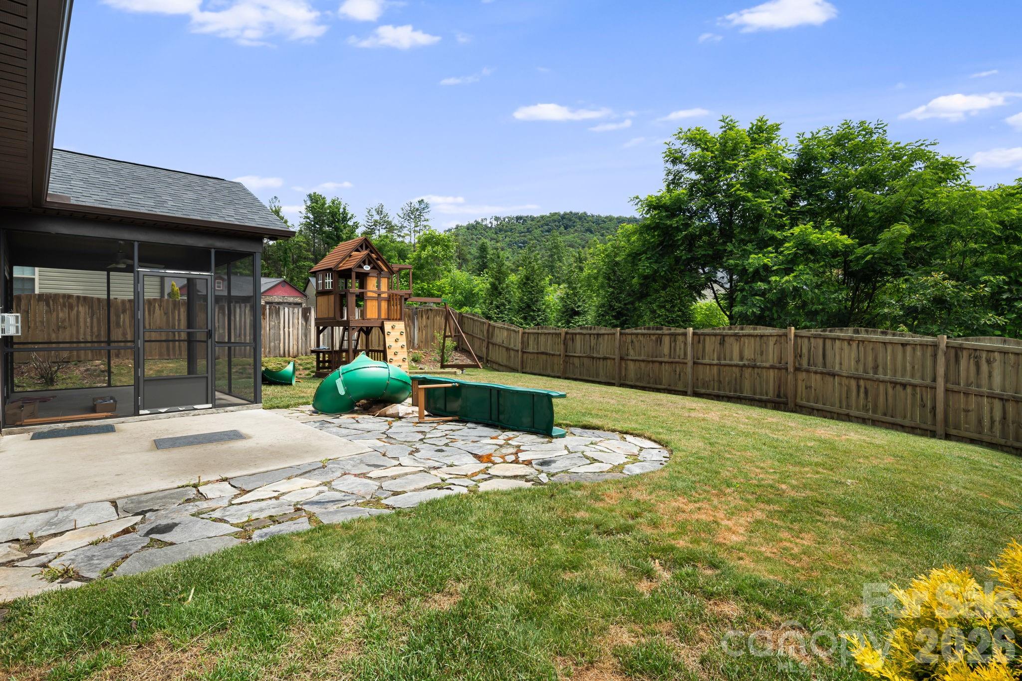 Maple Trace - Residential