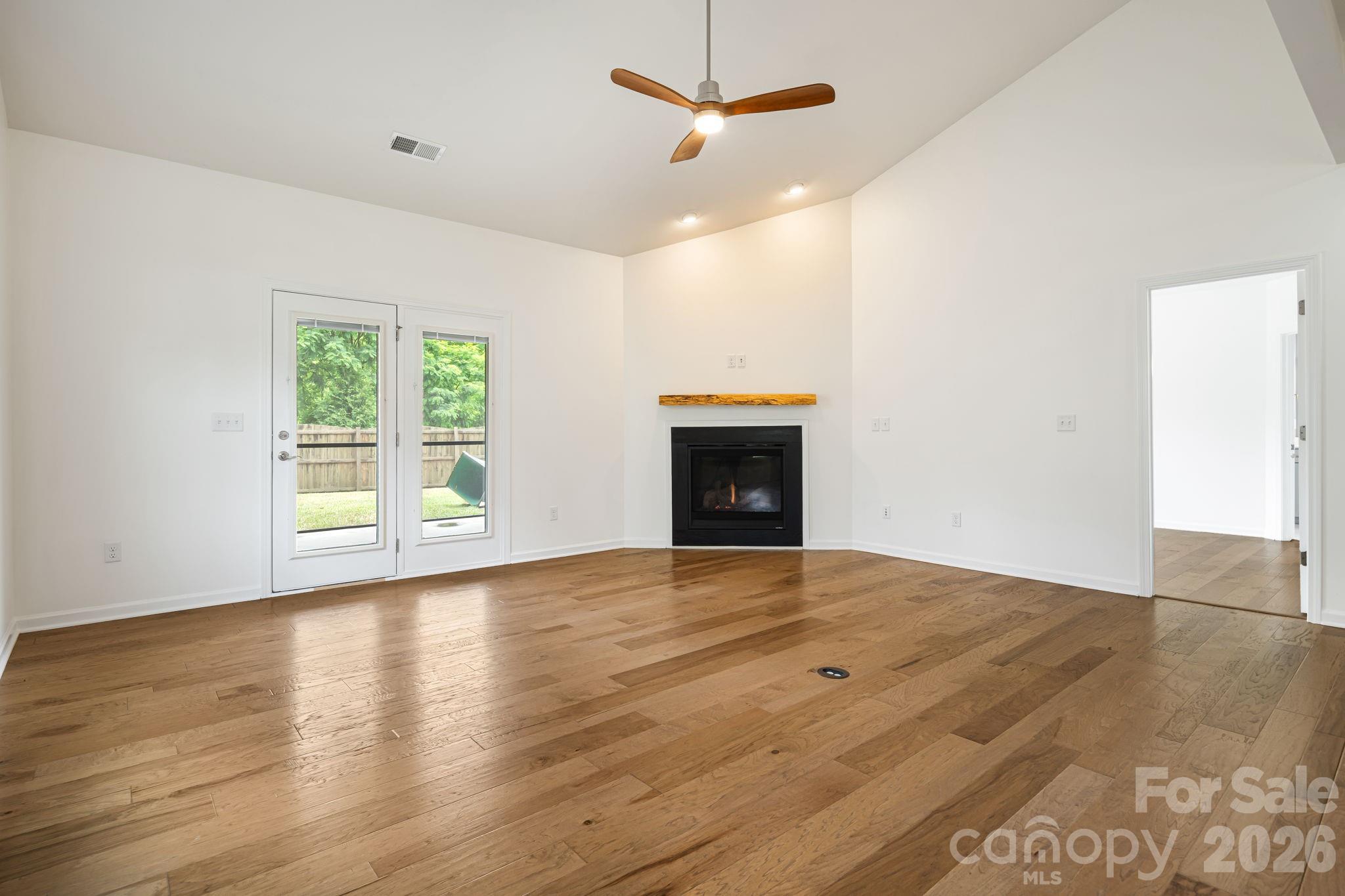 Maple Trace - Residential