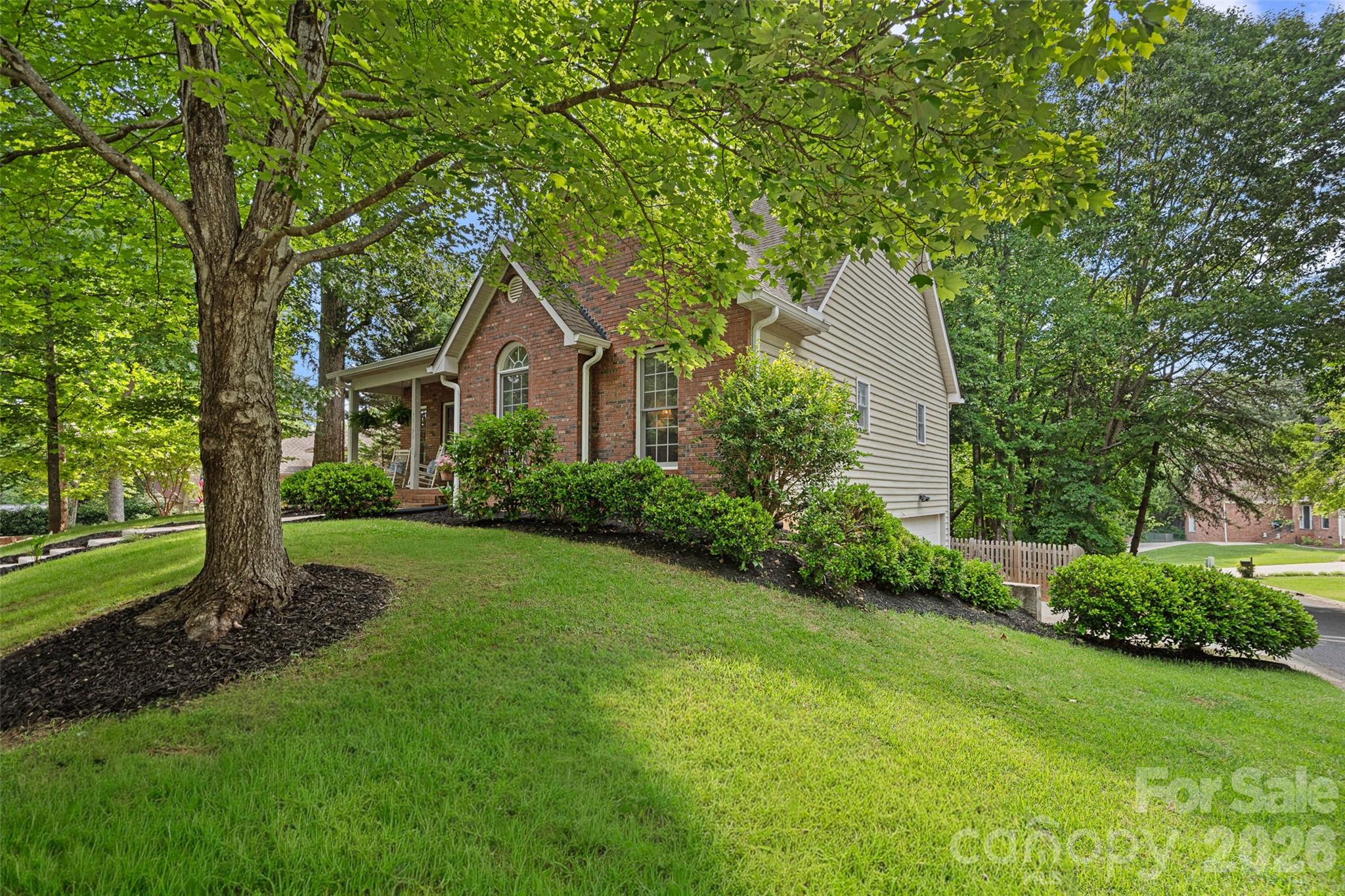 Tega Cay - Residential