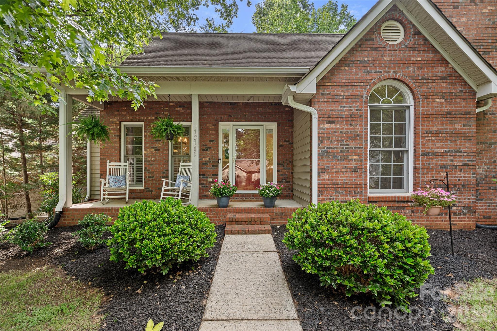 Tega Cay - Residential