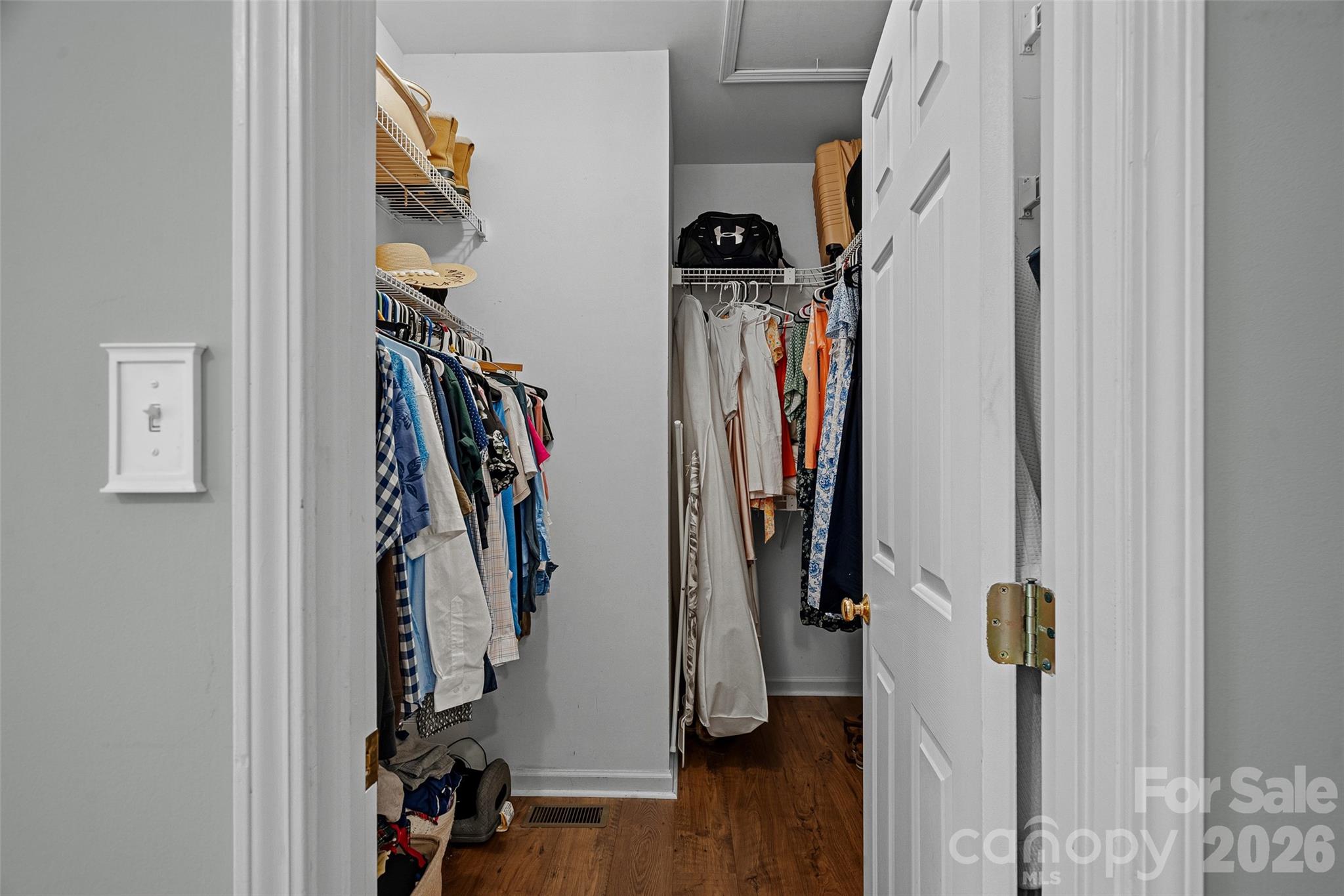 Tega Cay - Residential