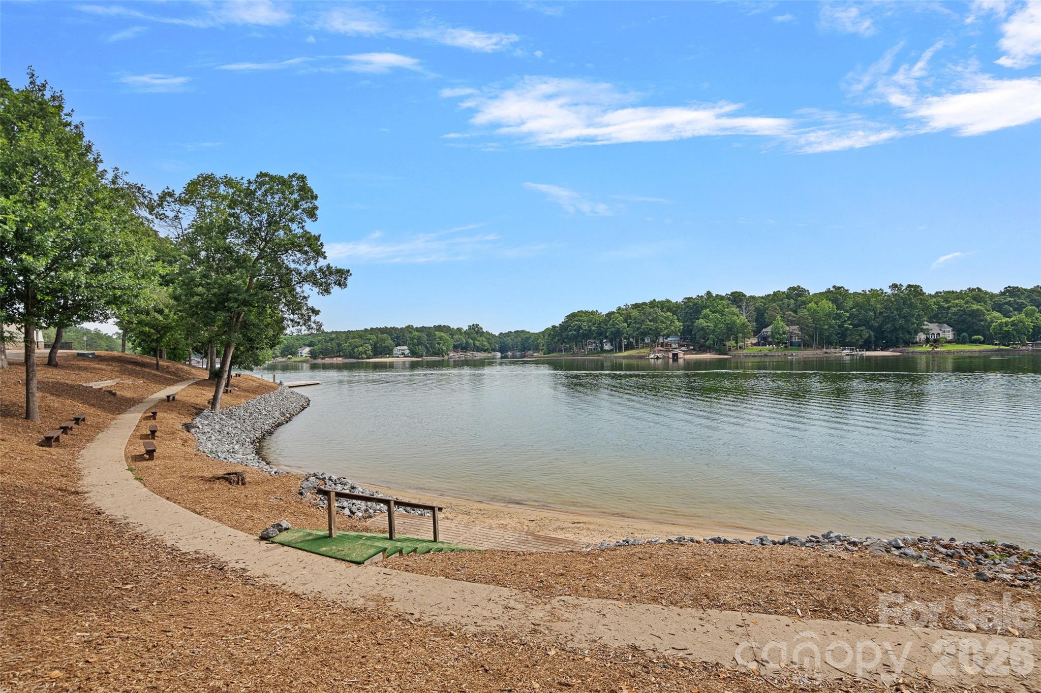 Tega Cay - Residential
