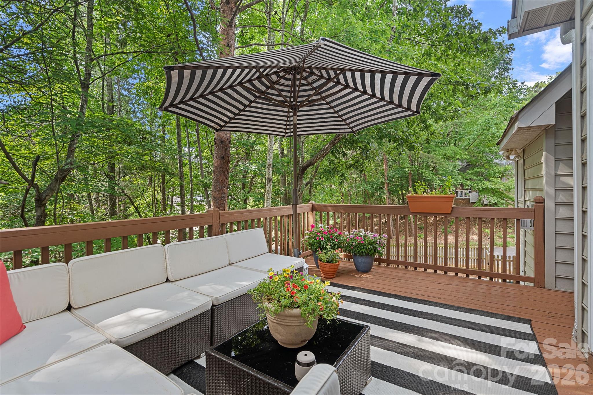 Tega Cay - Residential