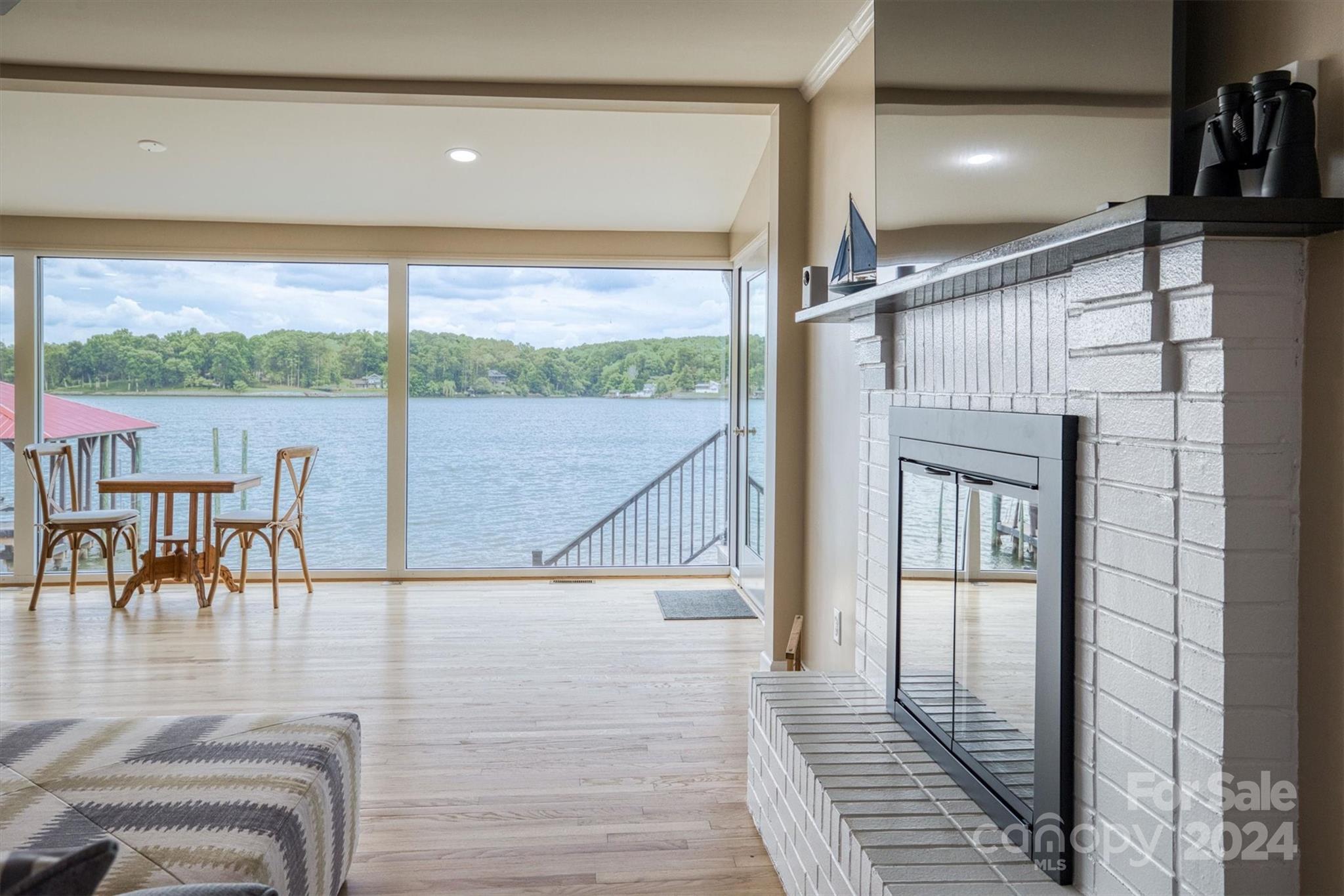 Lake Vista - Residential