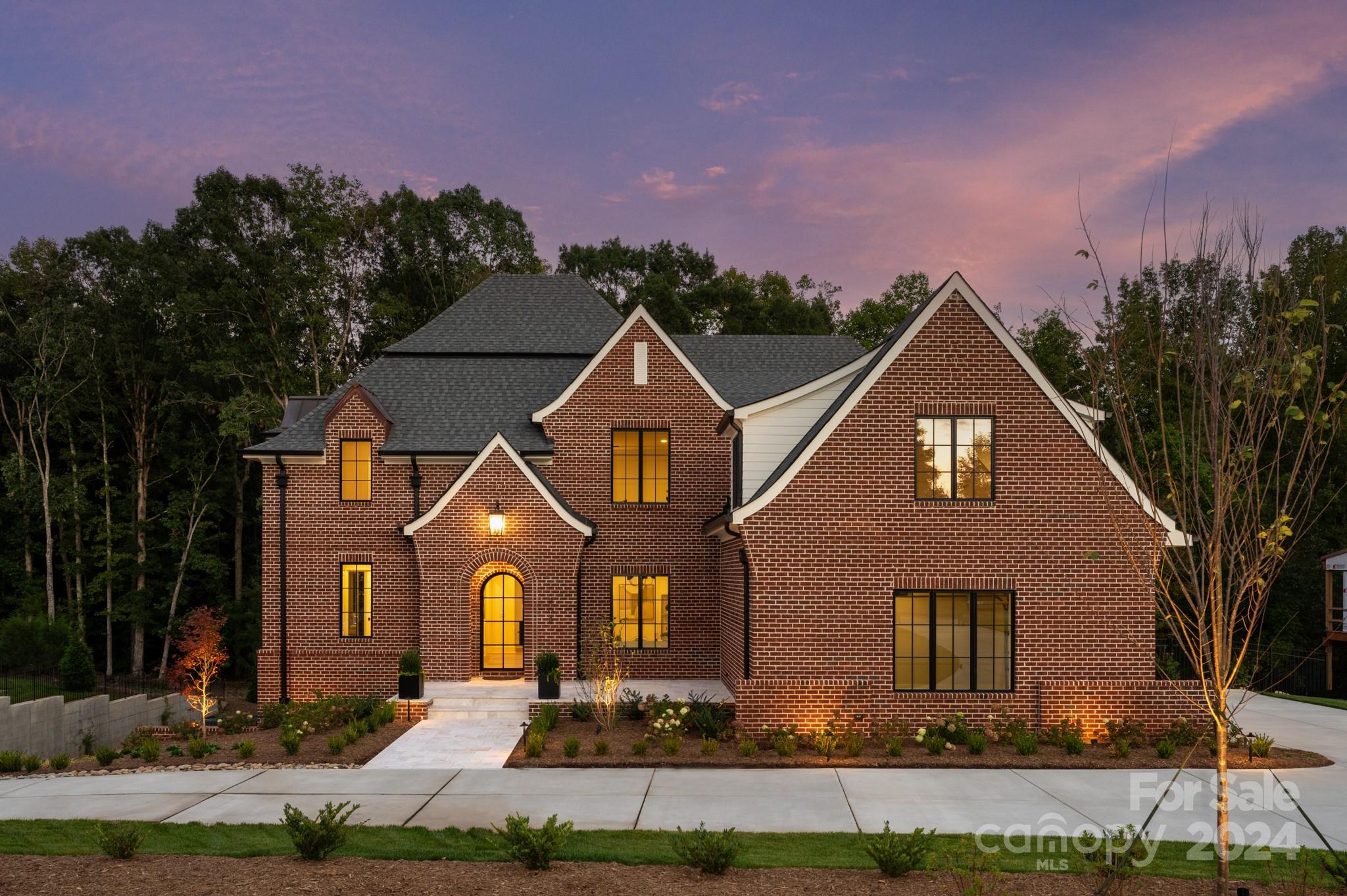 Cardinal Crest - Residential