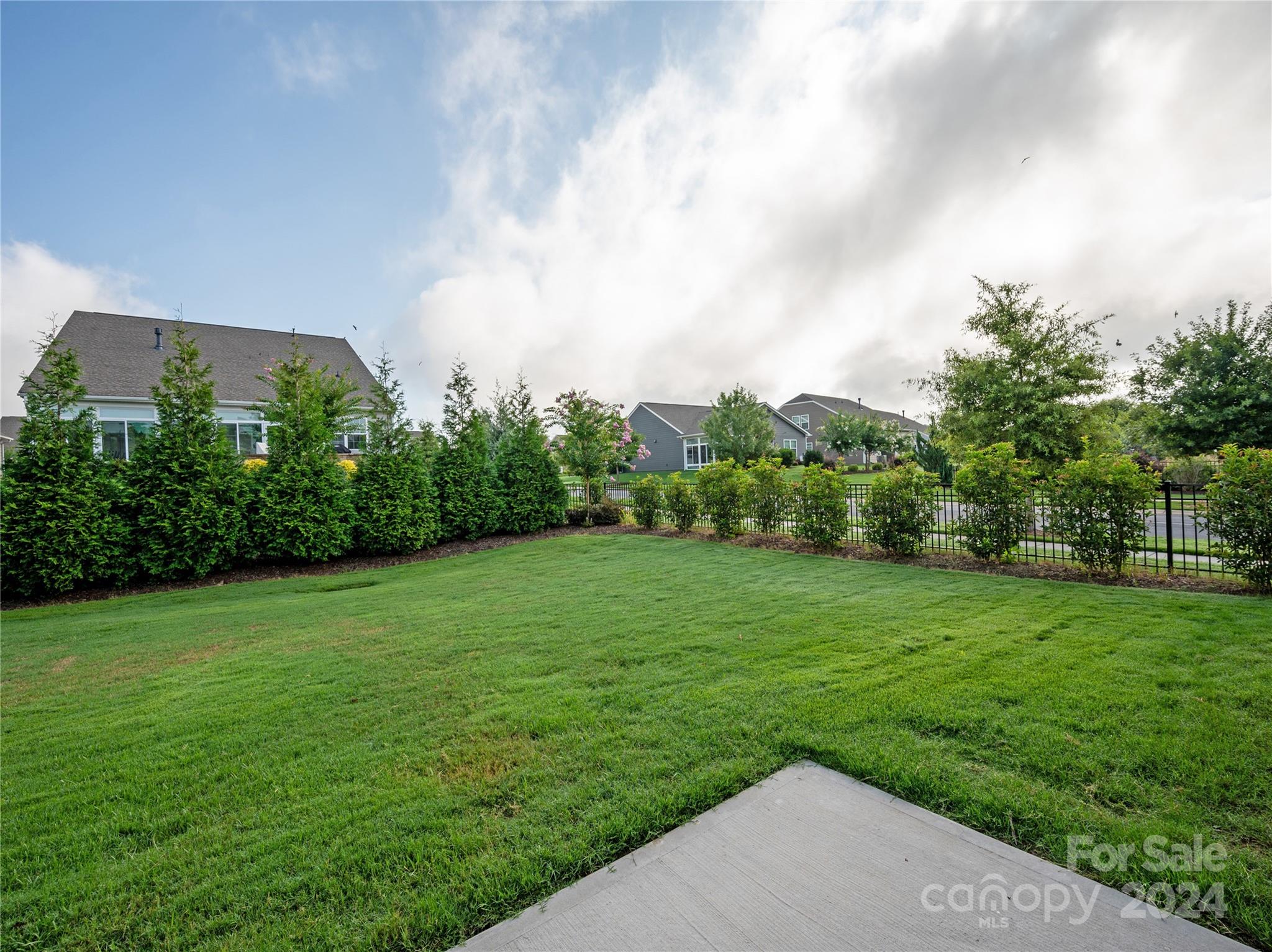 Tree Tops - Residential