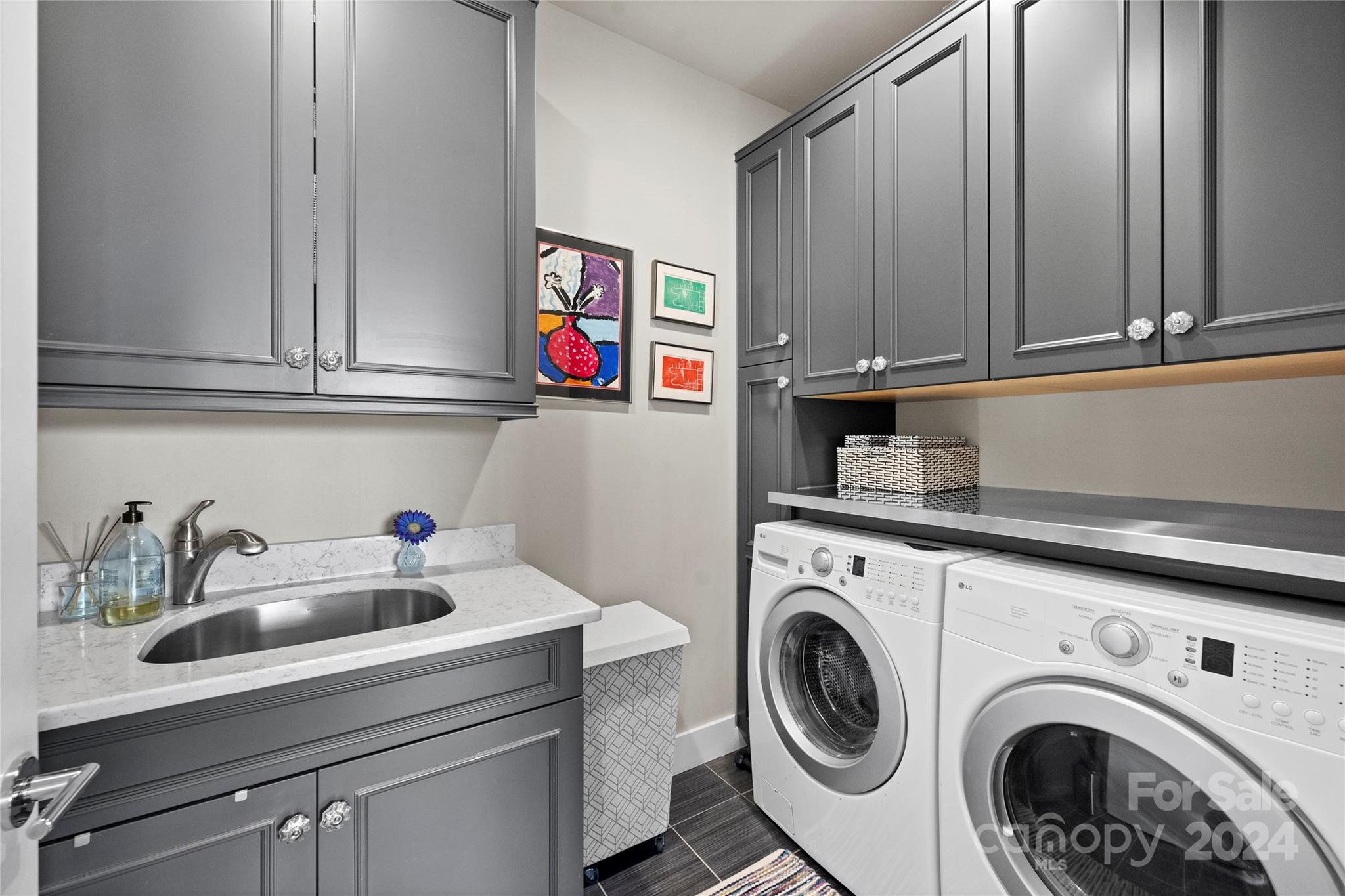 Settlers Place - Residential