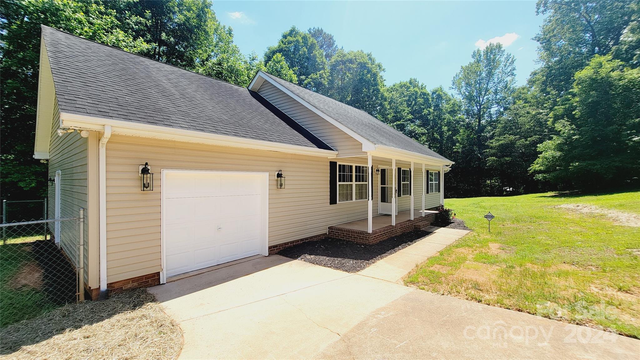 Oak Terrace - Residential