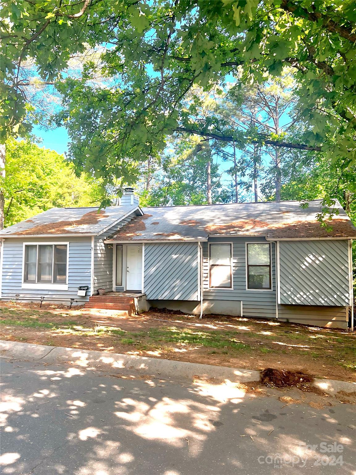 Tega Cay - Residential