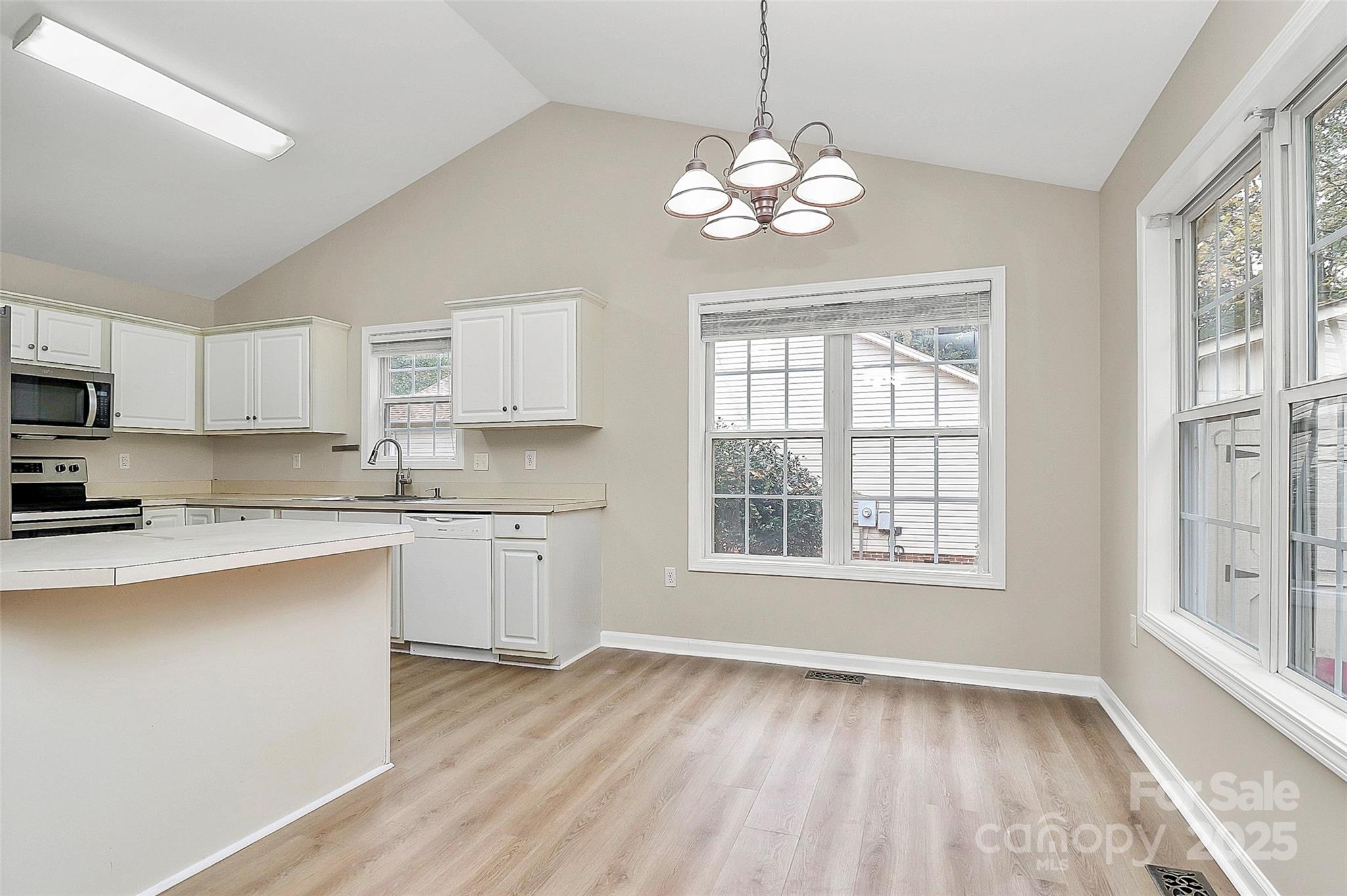 Ellis Estates - Residential