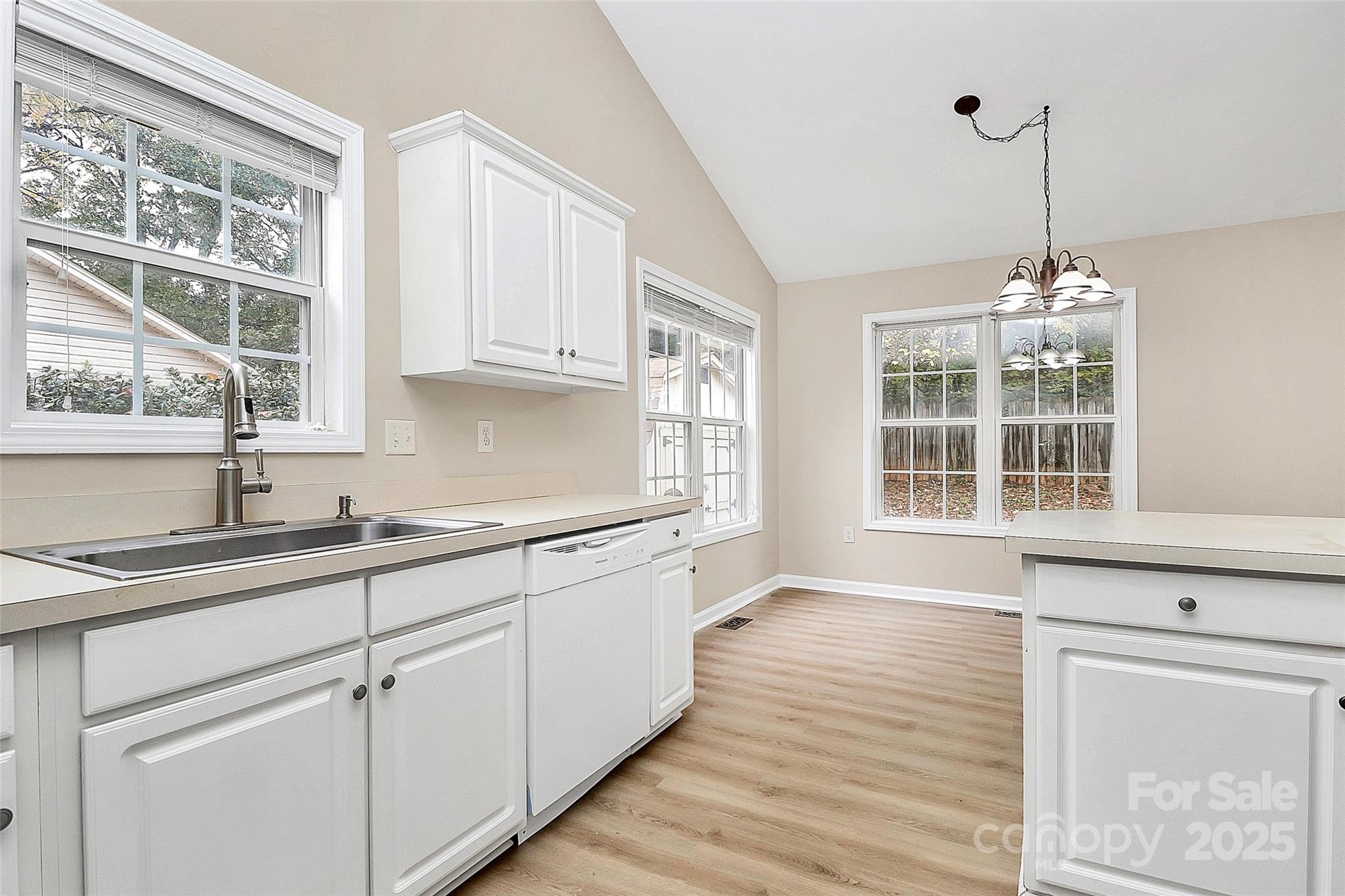 Ellis Estates - Residential