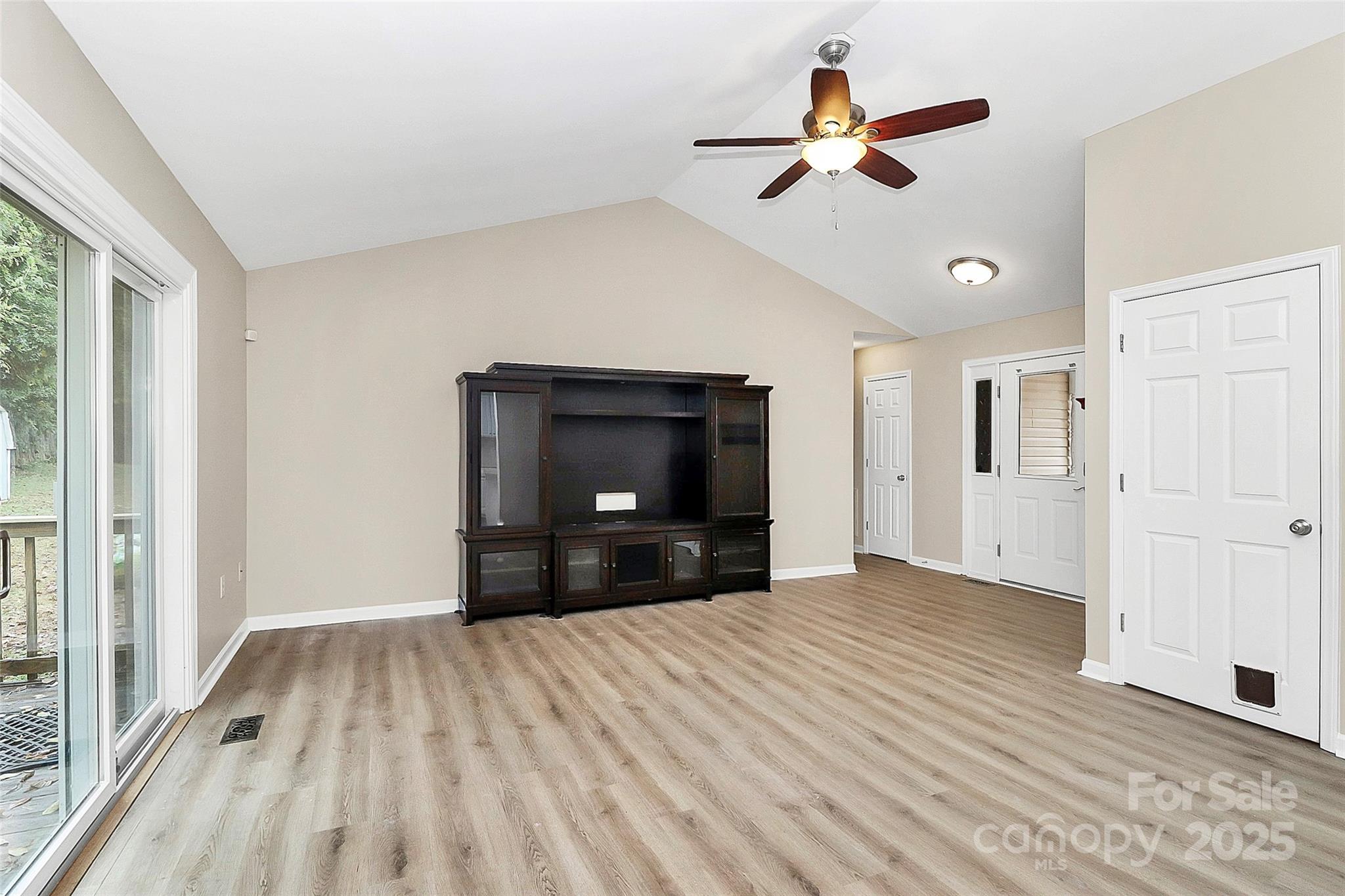 Ellis Estates - Residential