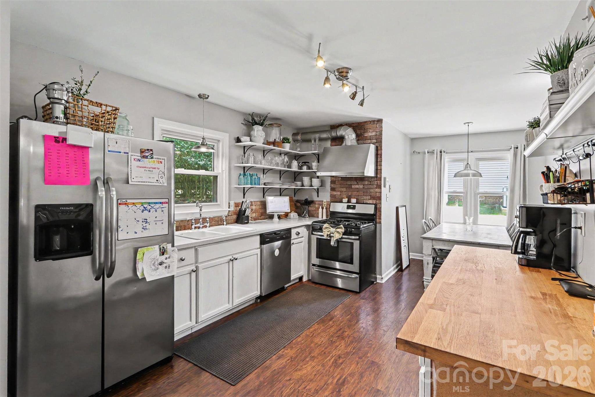 Sardis Woods - Residential