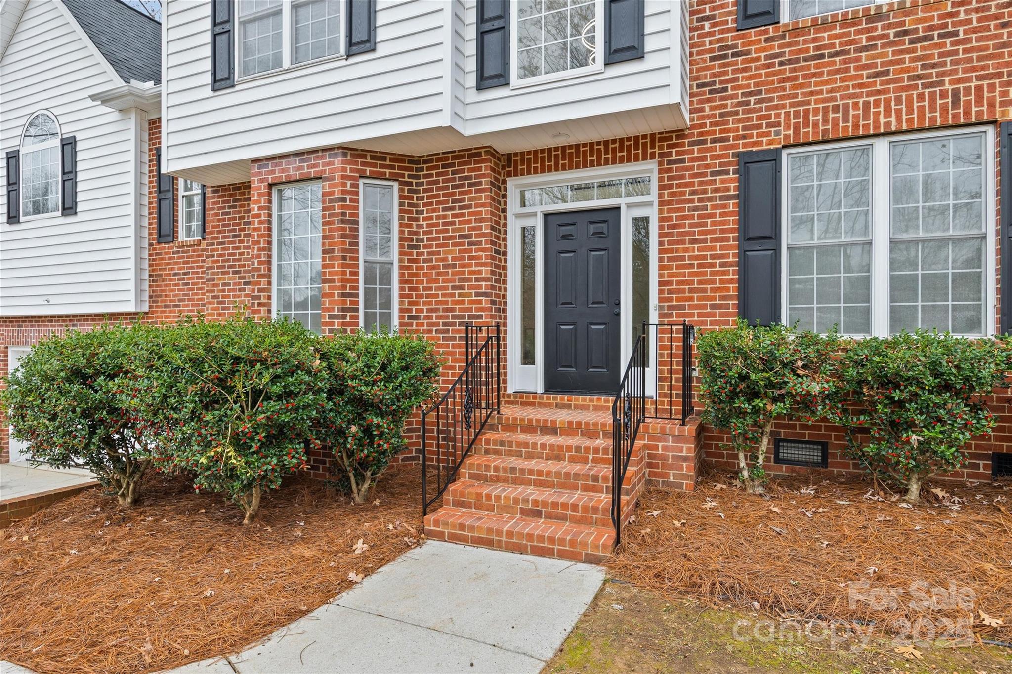 Royal Oaks - Residential