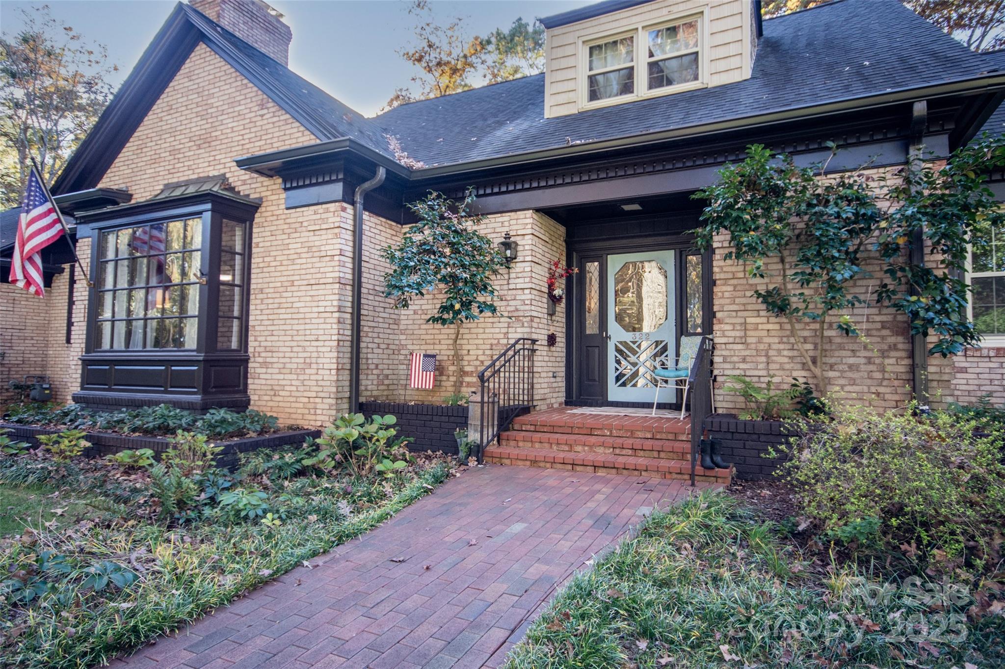 Valley Stream - Residential