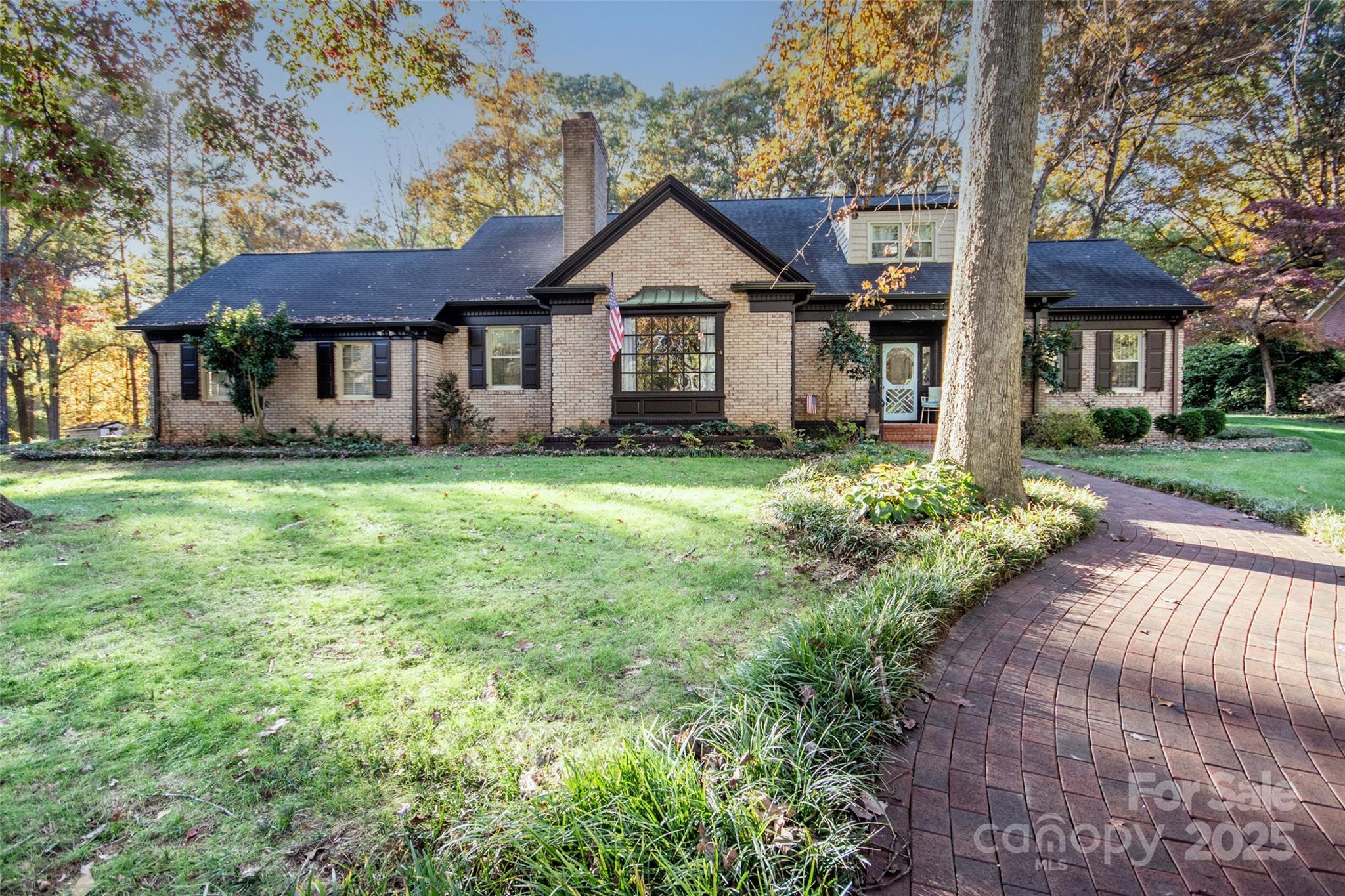 Valley Stream - Residential