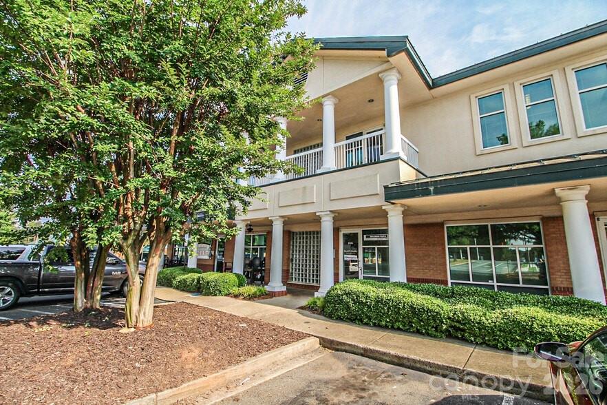 A Turnkey Crown Jewel with 90% Occupancy
Maximize your portfolio with this masterfully renovated professional hub. Featuring 10 sophisticated office suites, this property blends modern elegance with a proven track record of success. With over $100,000 in recent designer upgrades, every corner reflects a commitment to quality—from the high-end finishes to the expansive, light-filled layouts. Enjoy immediate, stabilized income in a premier location where Starbucks and Chipotle are just a short stroll away. This isn’t just an office building; it’s a high-performance asset designed to impress.