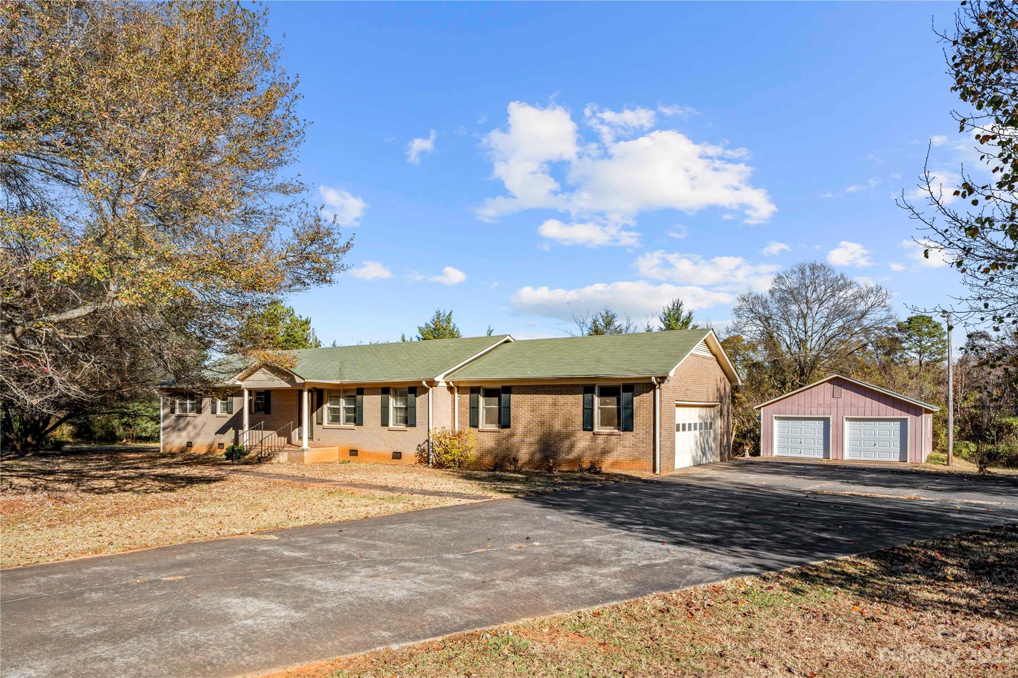 This ranch-style property nestled in Rock Hill, South Carolina, presents a golden opportunity for individuals seeking a rewarding fixer-upper project or investors looking for a promising venture. This home on two acres offers an ideal canvas for those with a vision for restoration and enhancement. Schedule your tour today!