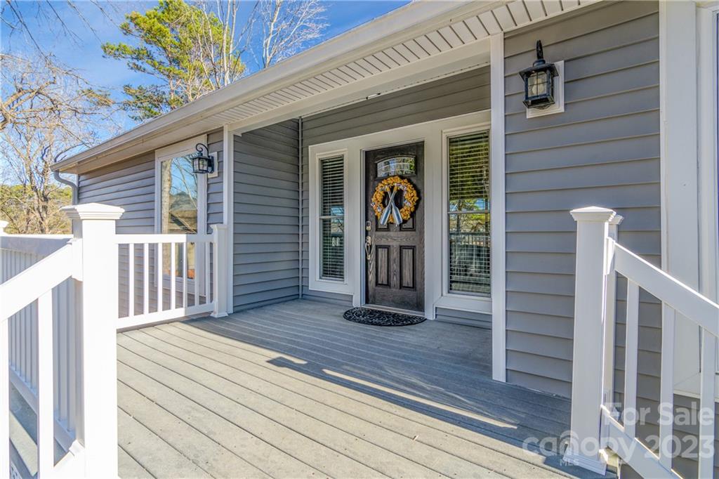 Tega Cay - Residential