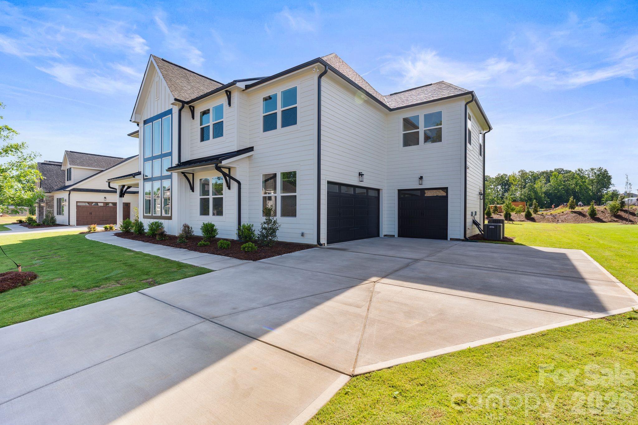 The Bluffs at Wesley Chapel - Residential