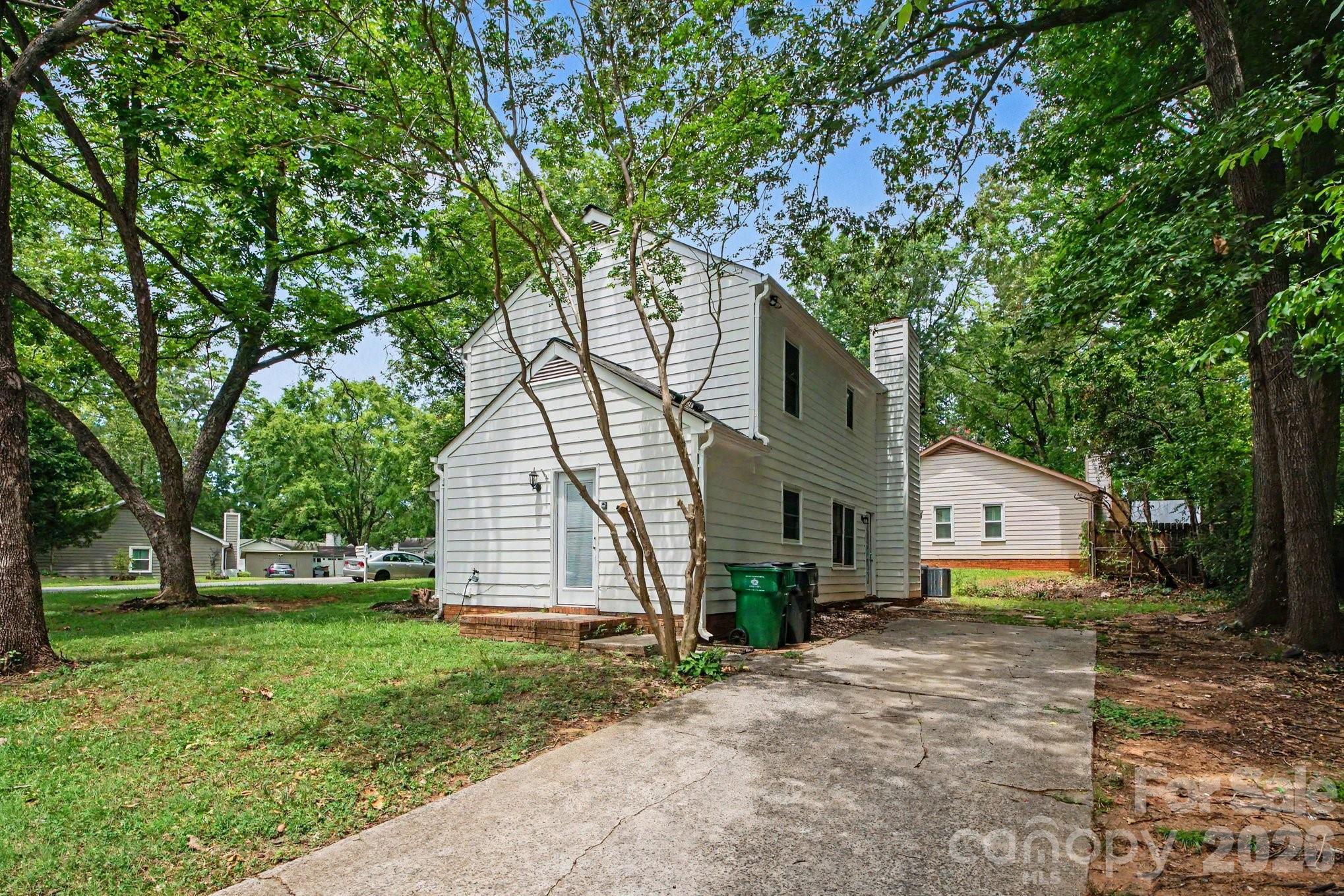 Chestnut Lake - Residential