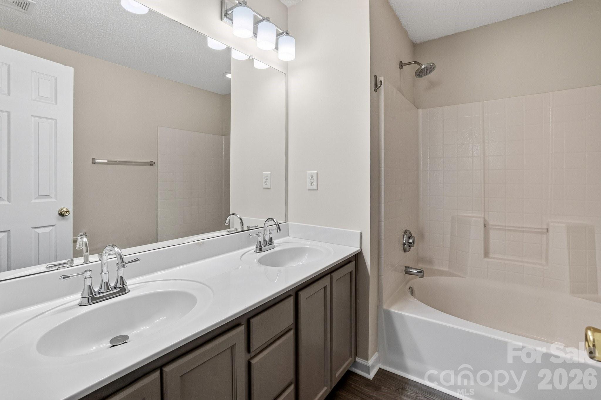 Holly Ridge - Residential