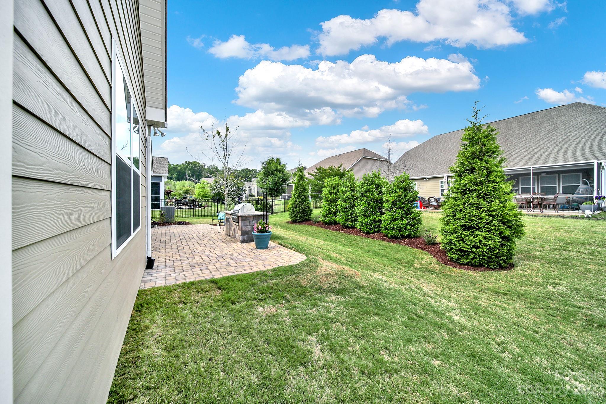 Tree Tops - Residential