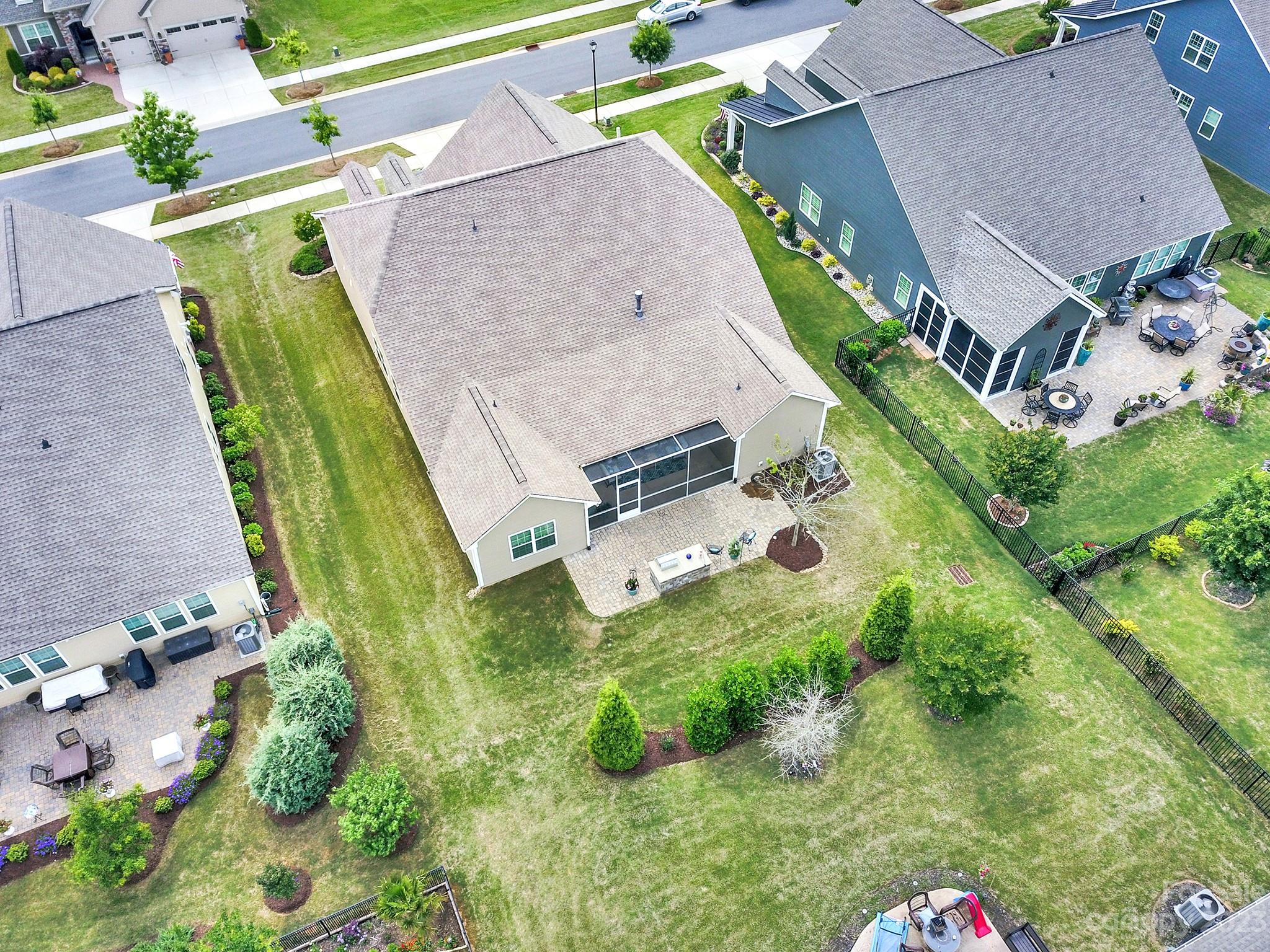 Tree Tops - Residential