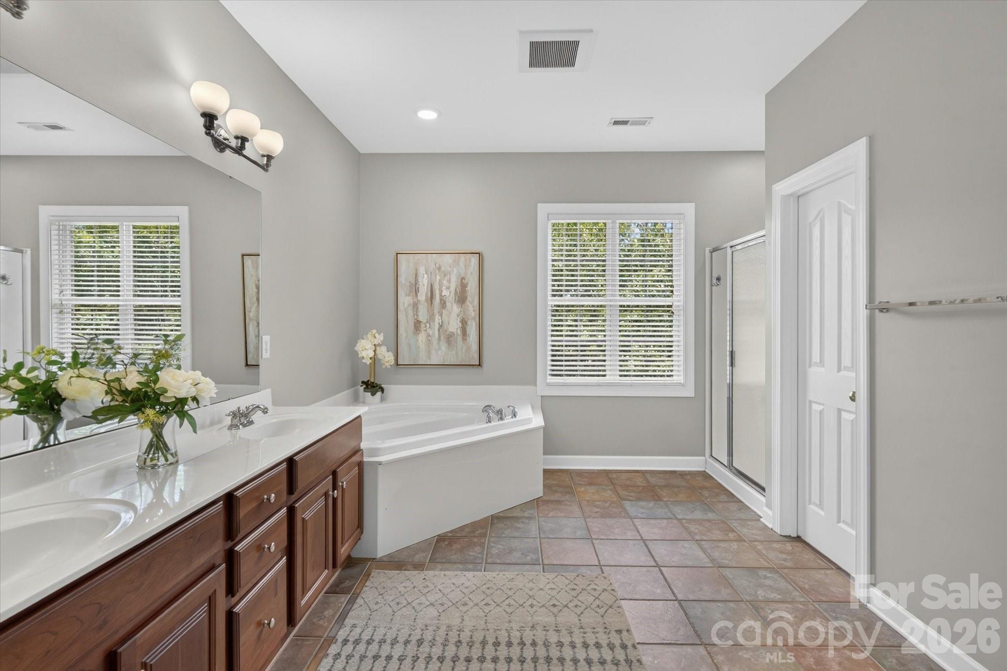 Hunter Oaks - Residential