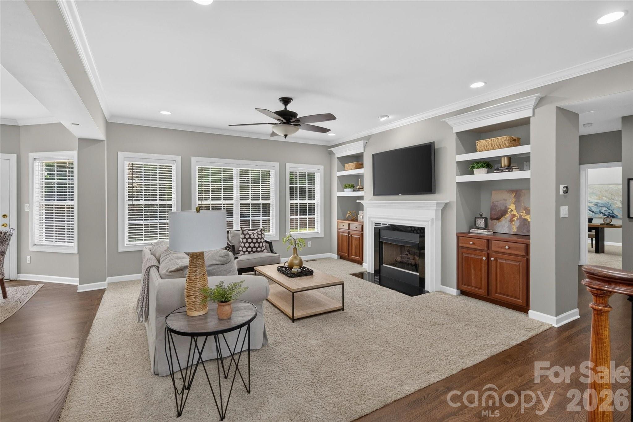 Hunter Oaks - Residential