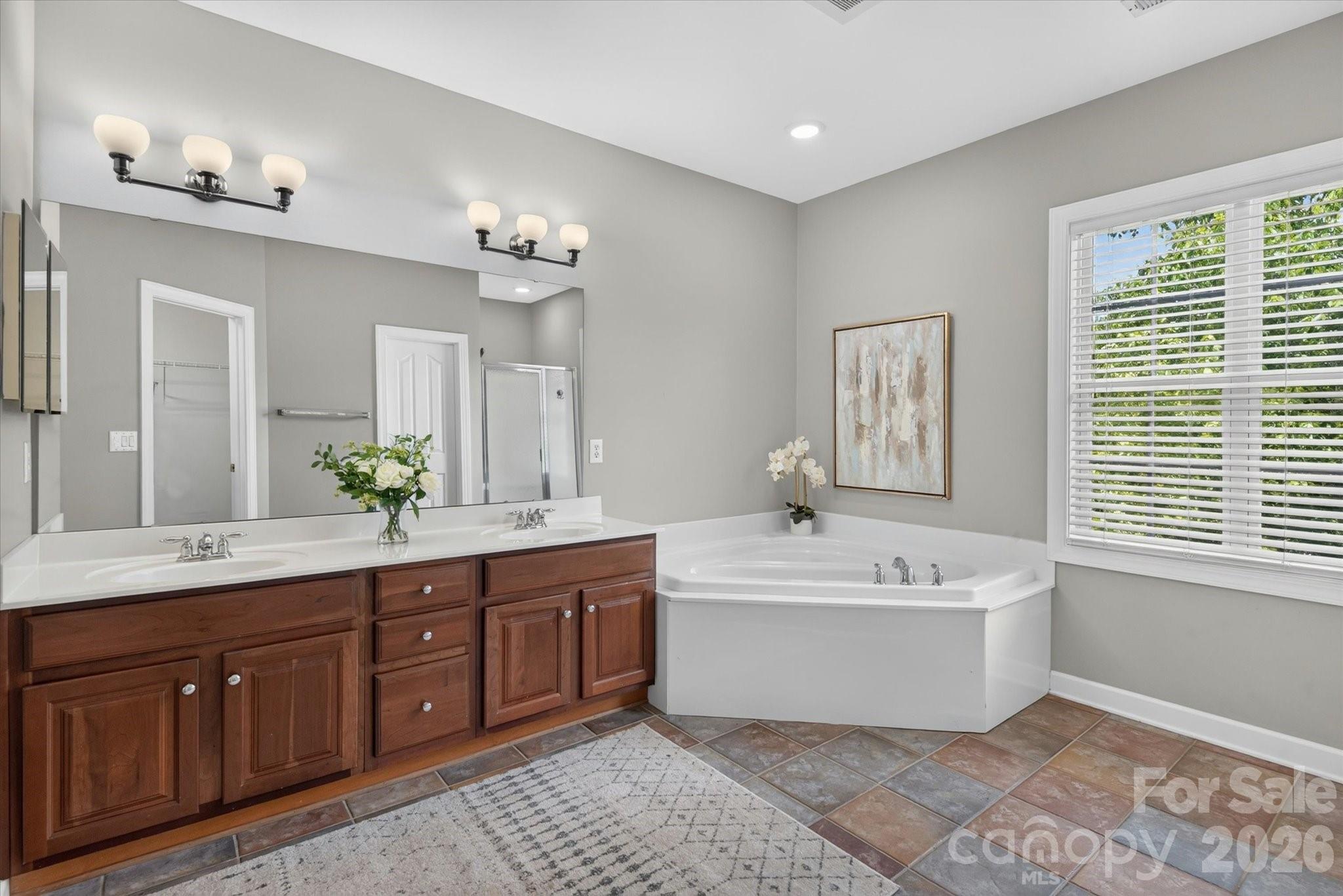 Hunter Oaks - Residential