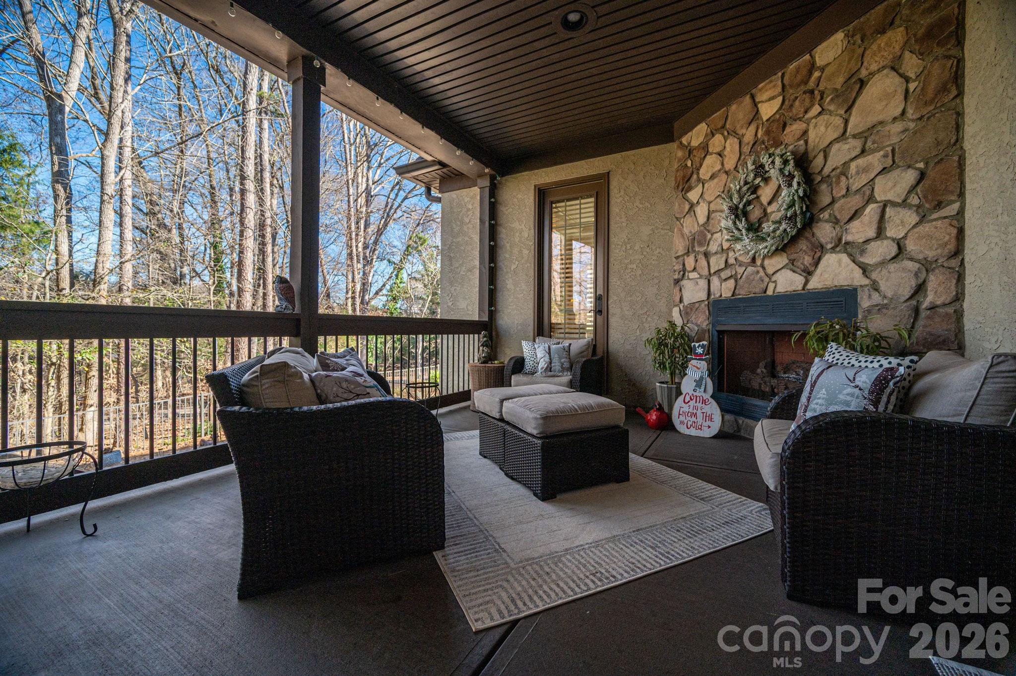 River Lakes - Residential