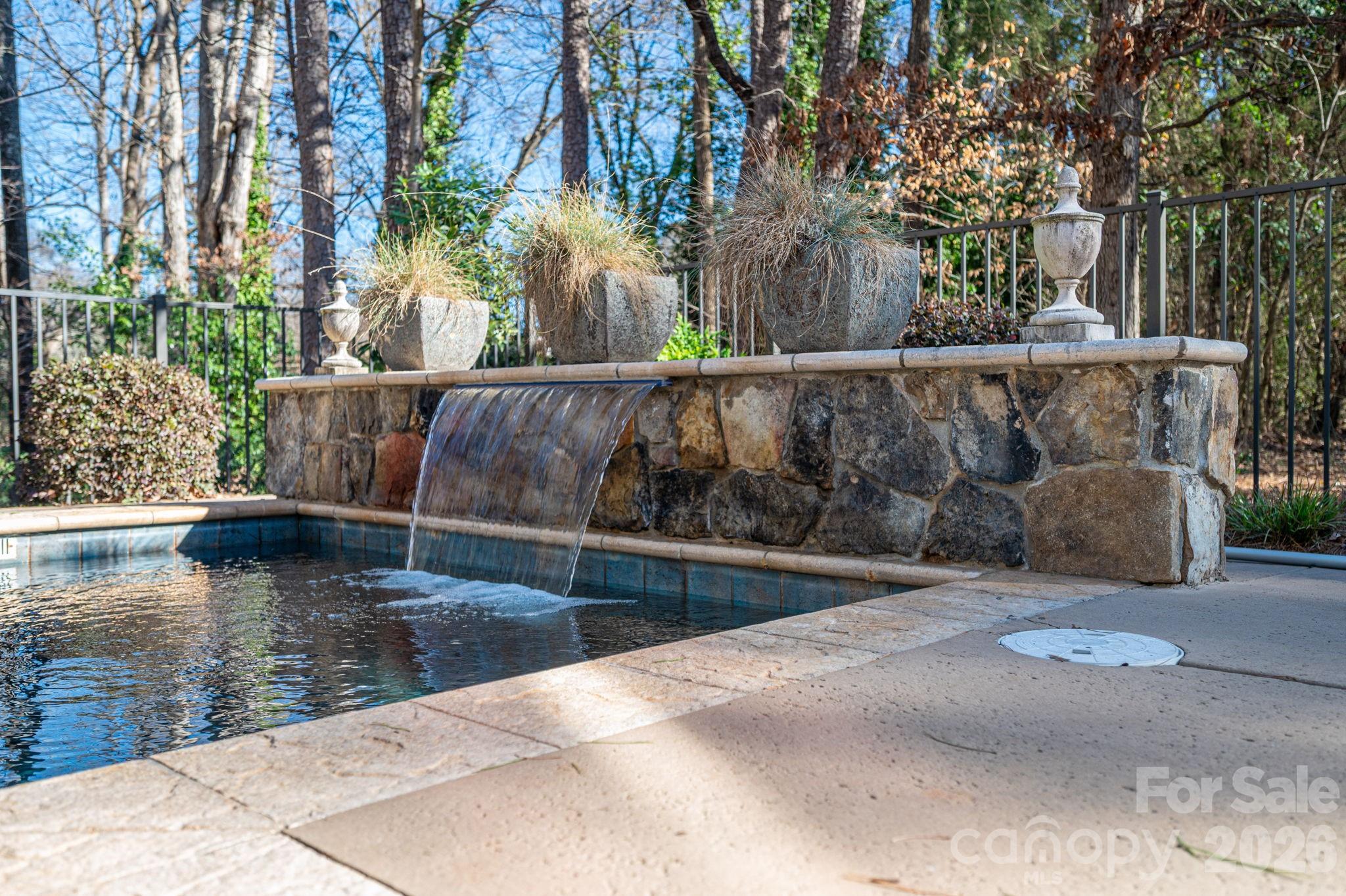 River Lakes - Residential