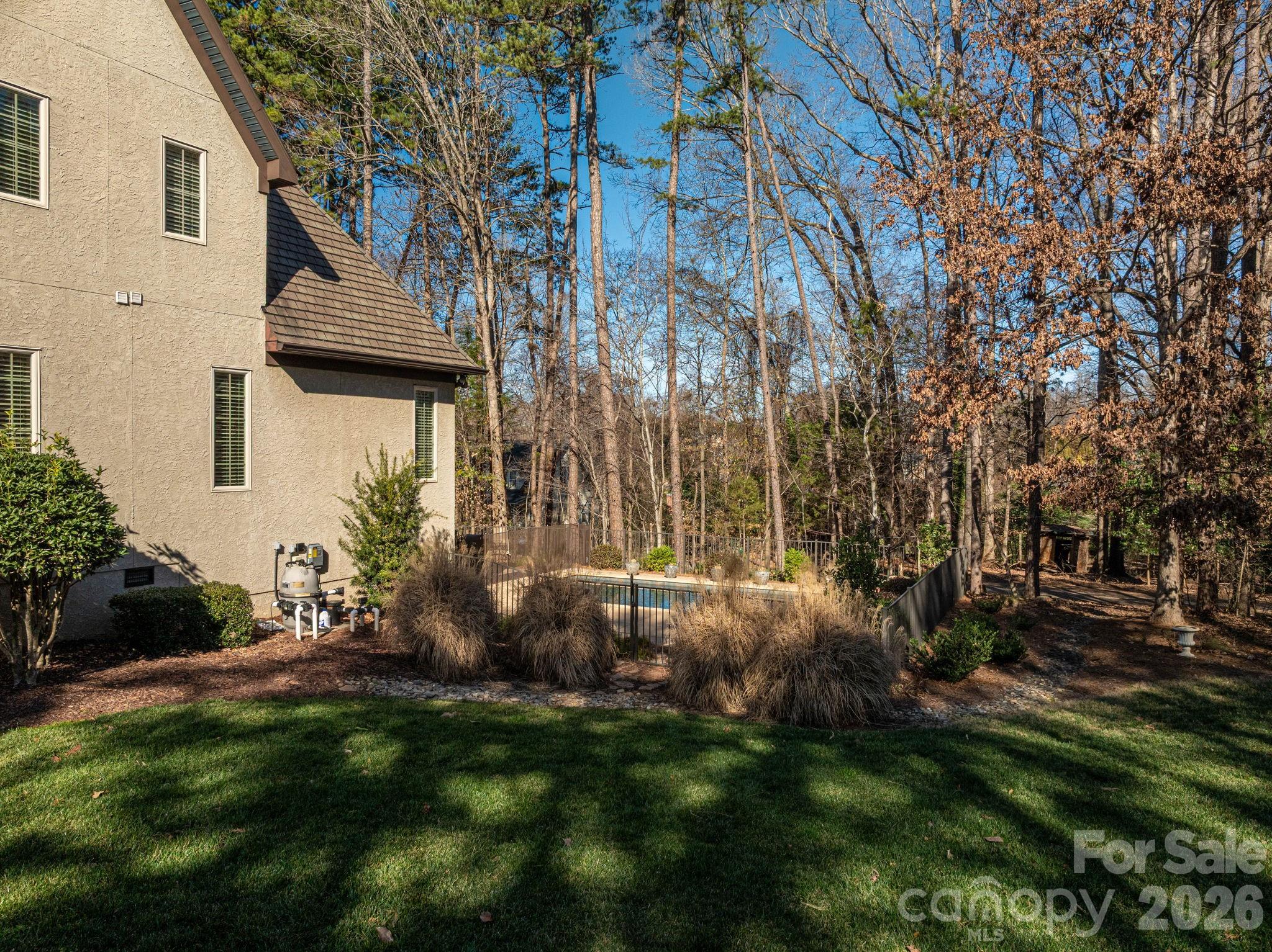 River Lakes - Residential