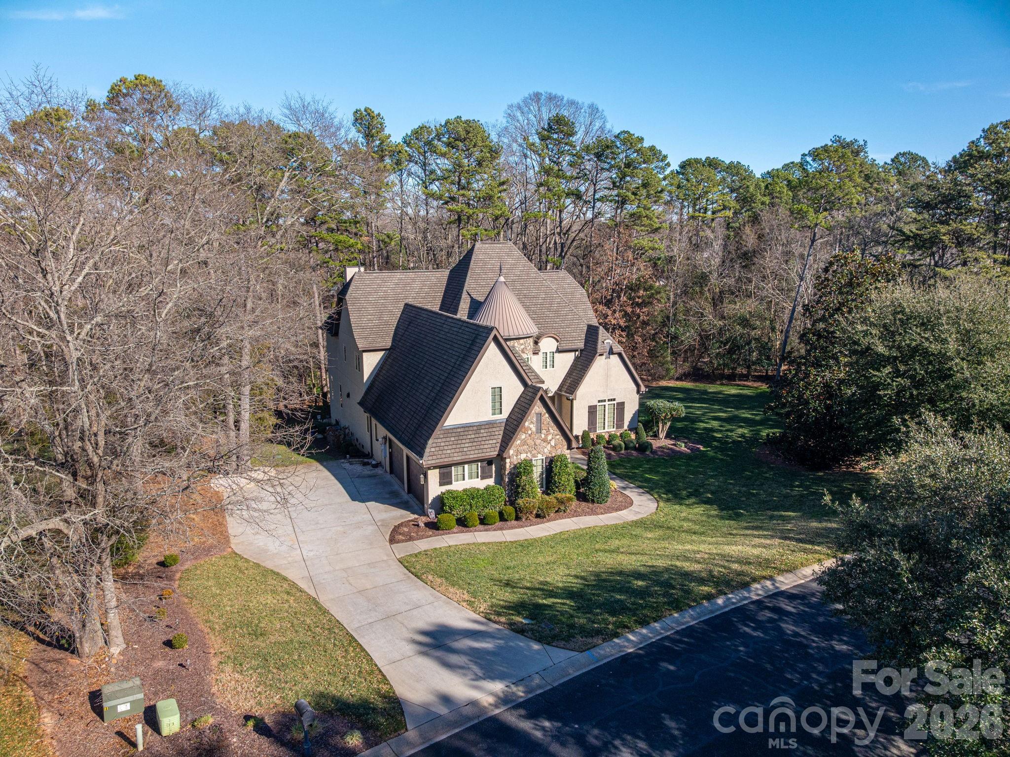 River Lakes - Residential