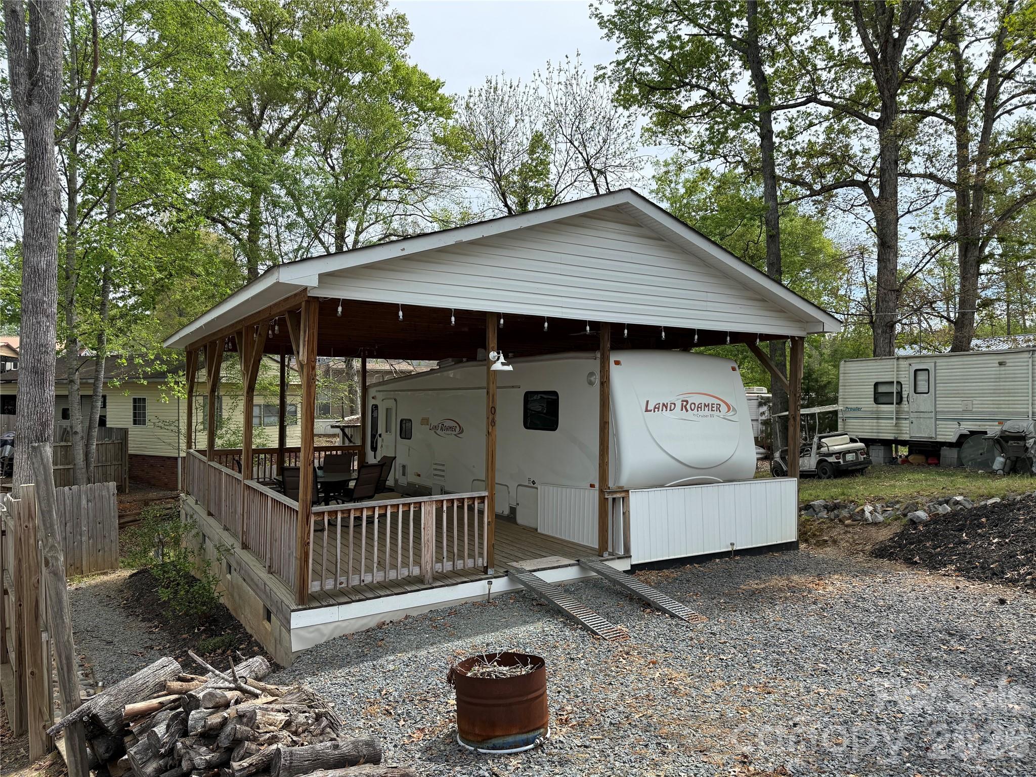 Twin Harbor - Residential